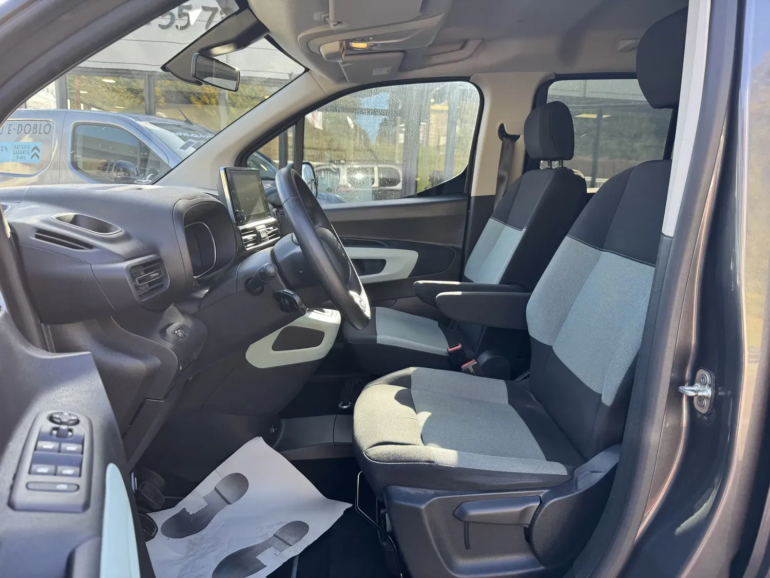 CITROEN BERLINGO 3 EQUIPEMENT PMR (PERSONNE A MOBILITE REDUITE)