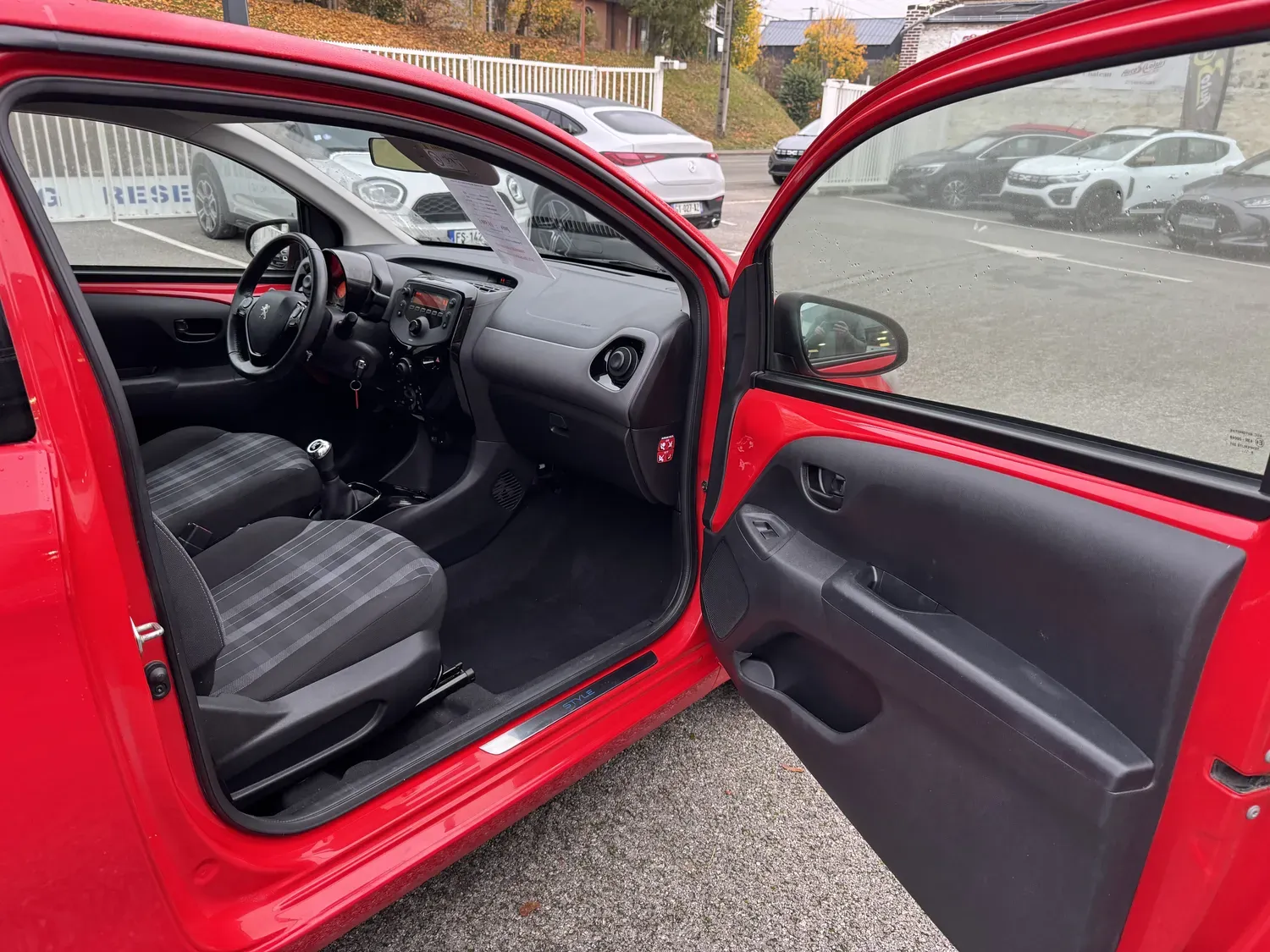 PEUGEOT 108 1.0 VTI 72 S&S 3CV STYLE 3P