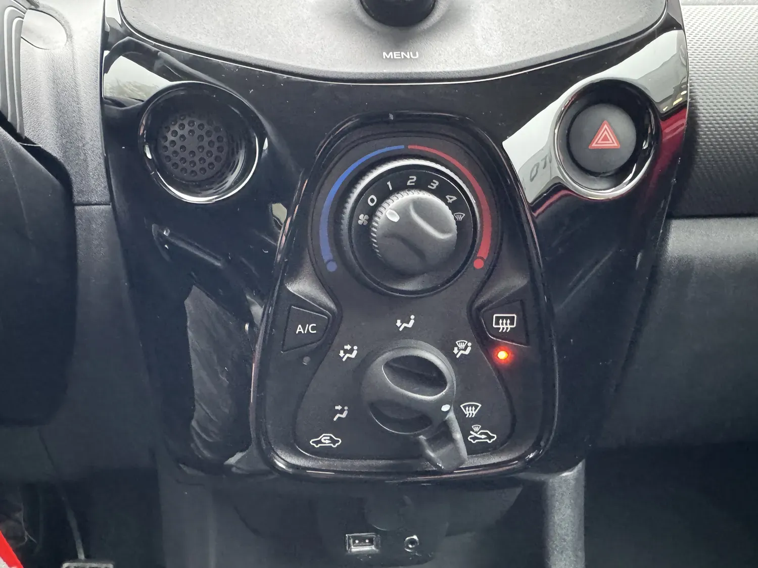 PEUGEOT 108 1.0 VTI 72 S&S 3CV STYLE 3P