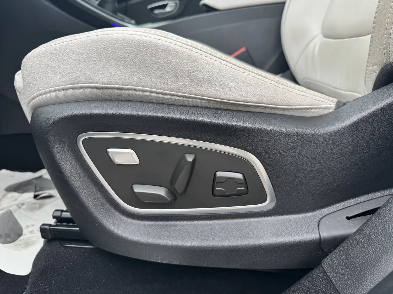 RENAULT SCENIC IV 1.2 TCE 130 ENERGY EDITION ONE