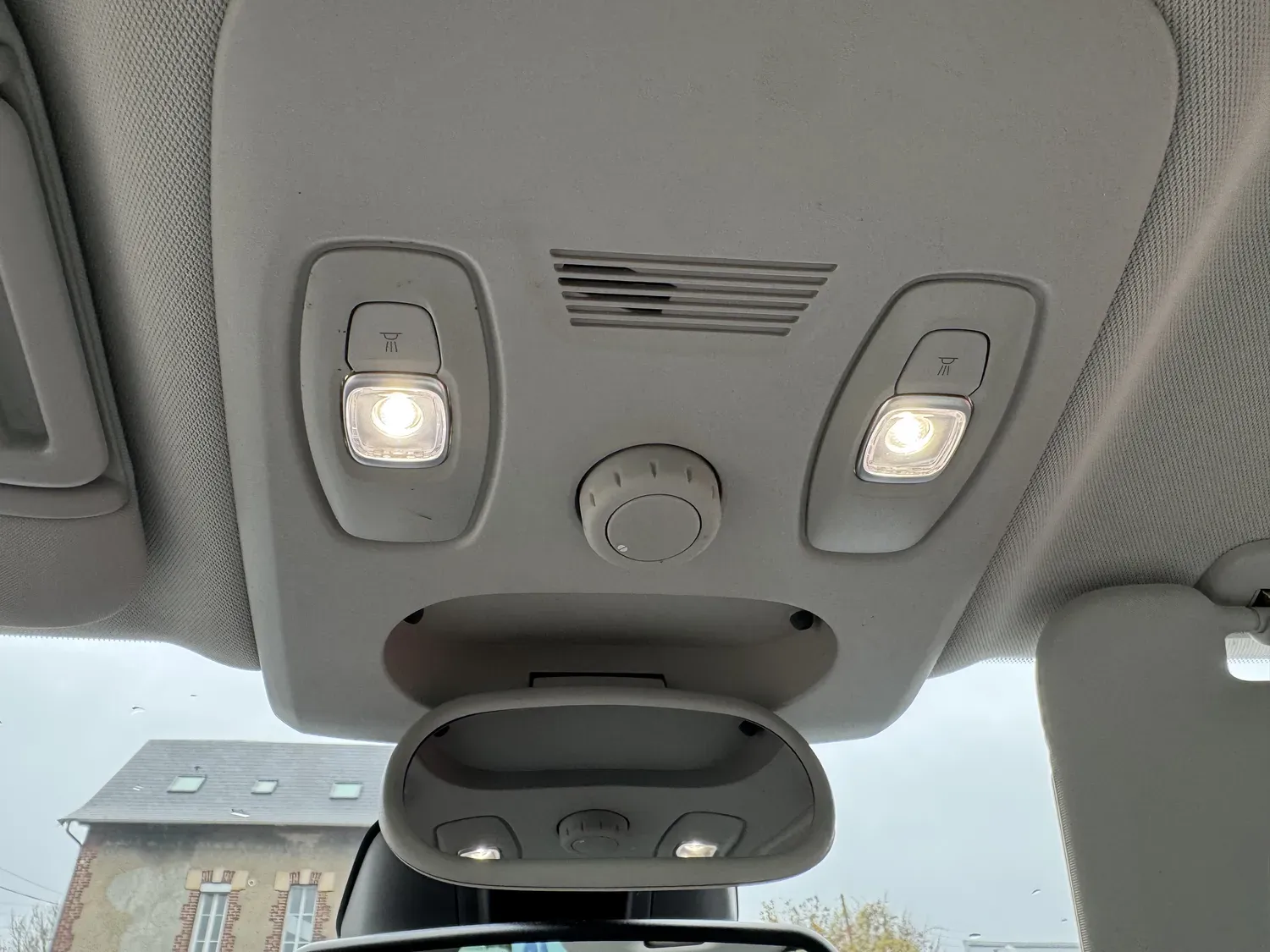 RENAULT SCENIC IV 1.2 TCE 130 ENERGY EDITION ONE