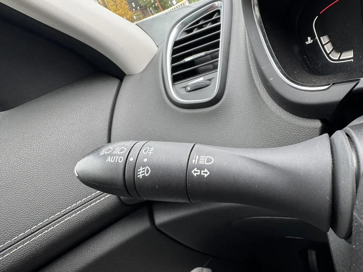 RENAULT SCENIC IV 1.2 TCE 130 ENERGY EDITION ONE