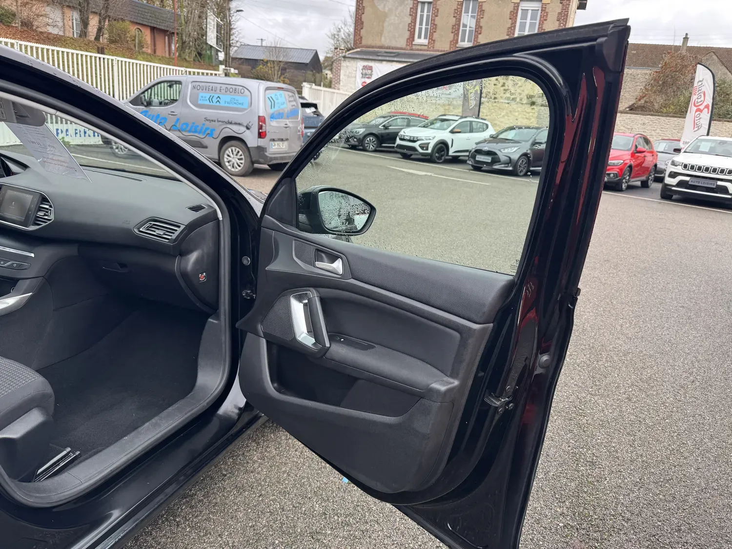 PEUGEOT 308 SW 1.5 HDI130 EAT8