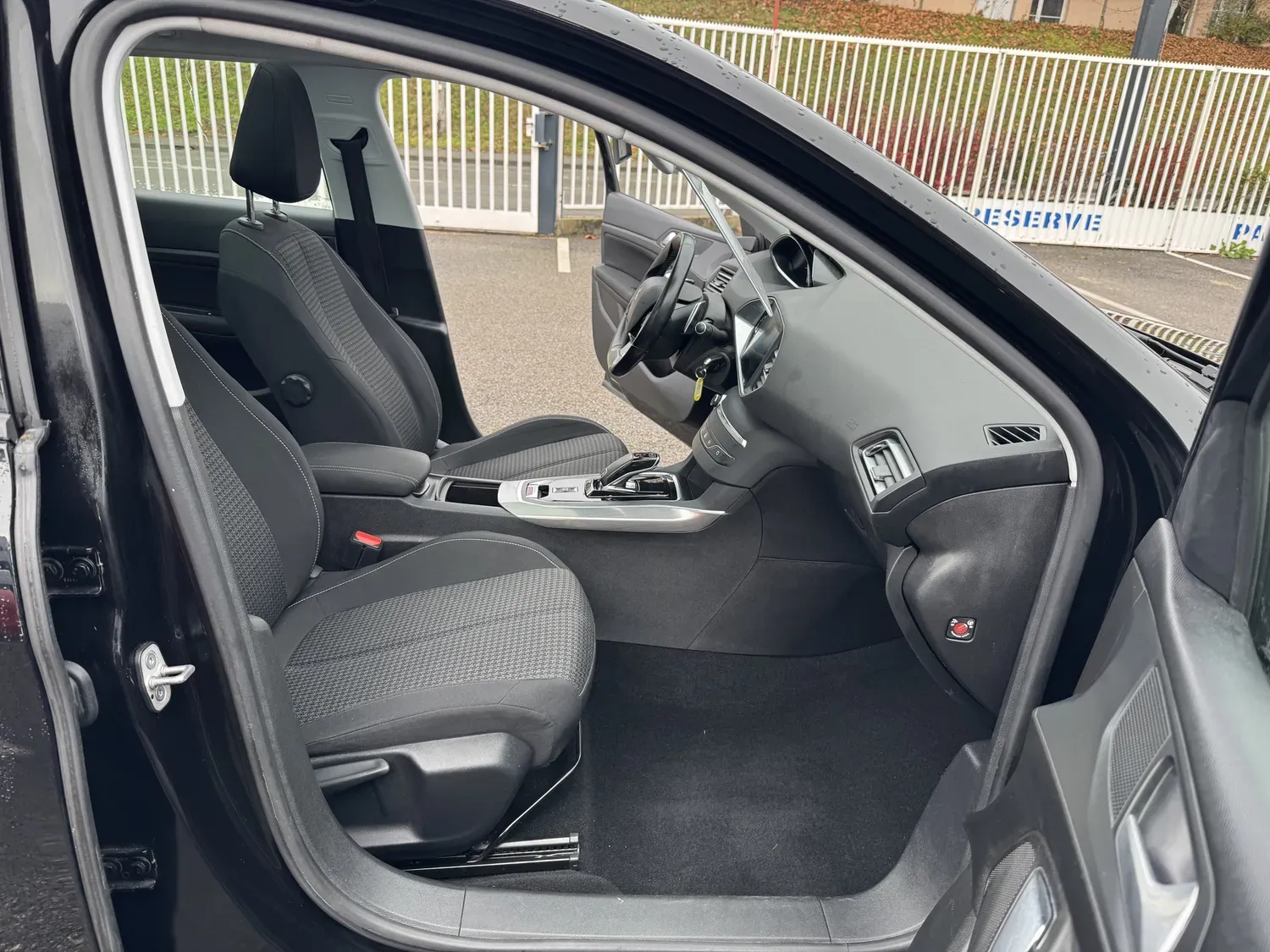 PEUGEOT 308 SW 1.5 HDI130 EAT8