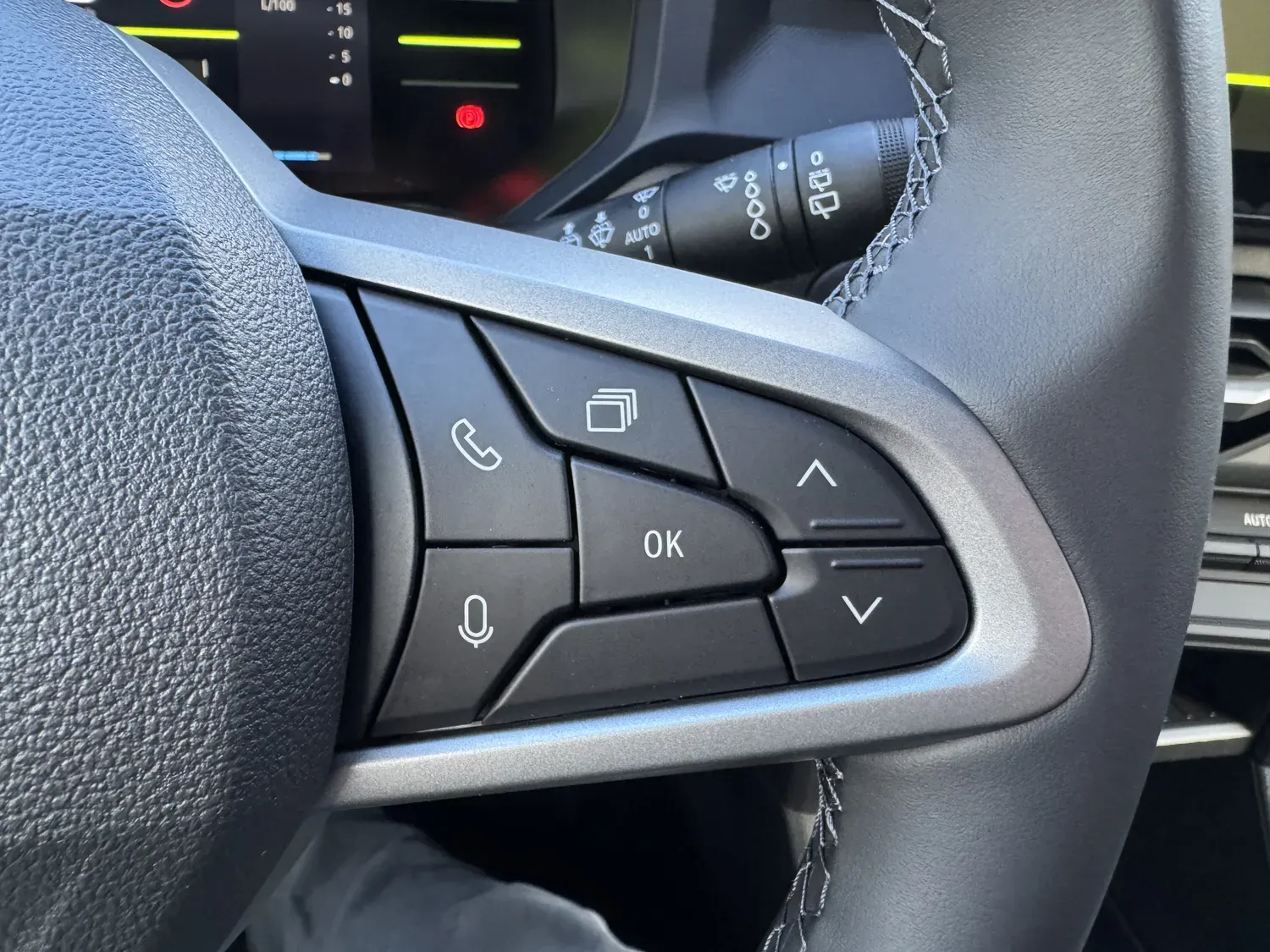 DACIA DUSTER III 1.6 HYBRID 140 4X2 JOURNEY BVA