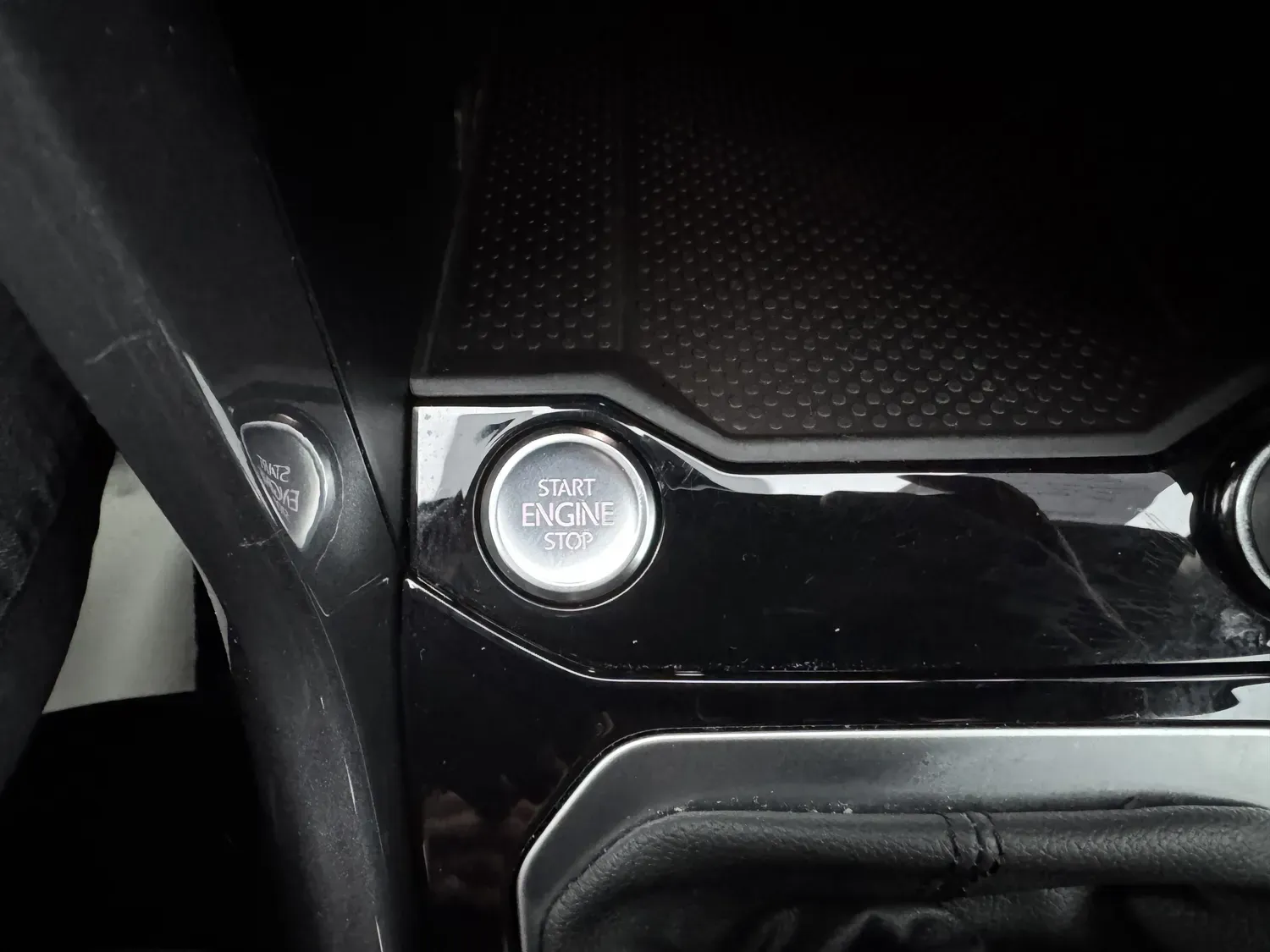 VOLKSWAGEN T-ROC 1.5 TSI 150 EXCLUSIVE DSG7