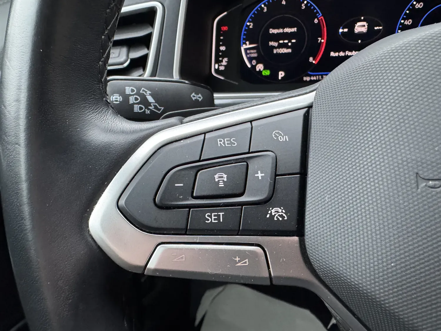 VOLKSWAGEN T-ROC 1.5 TSI 150 EXCLUSIVE DSG7