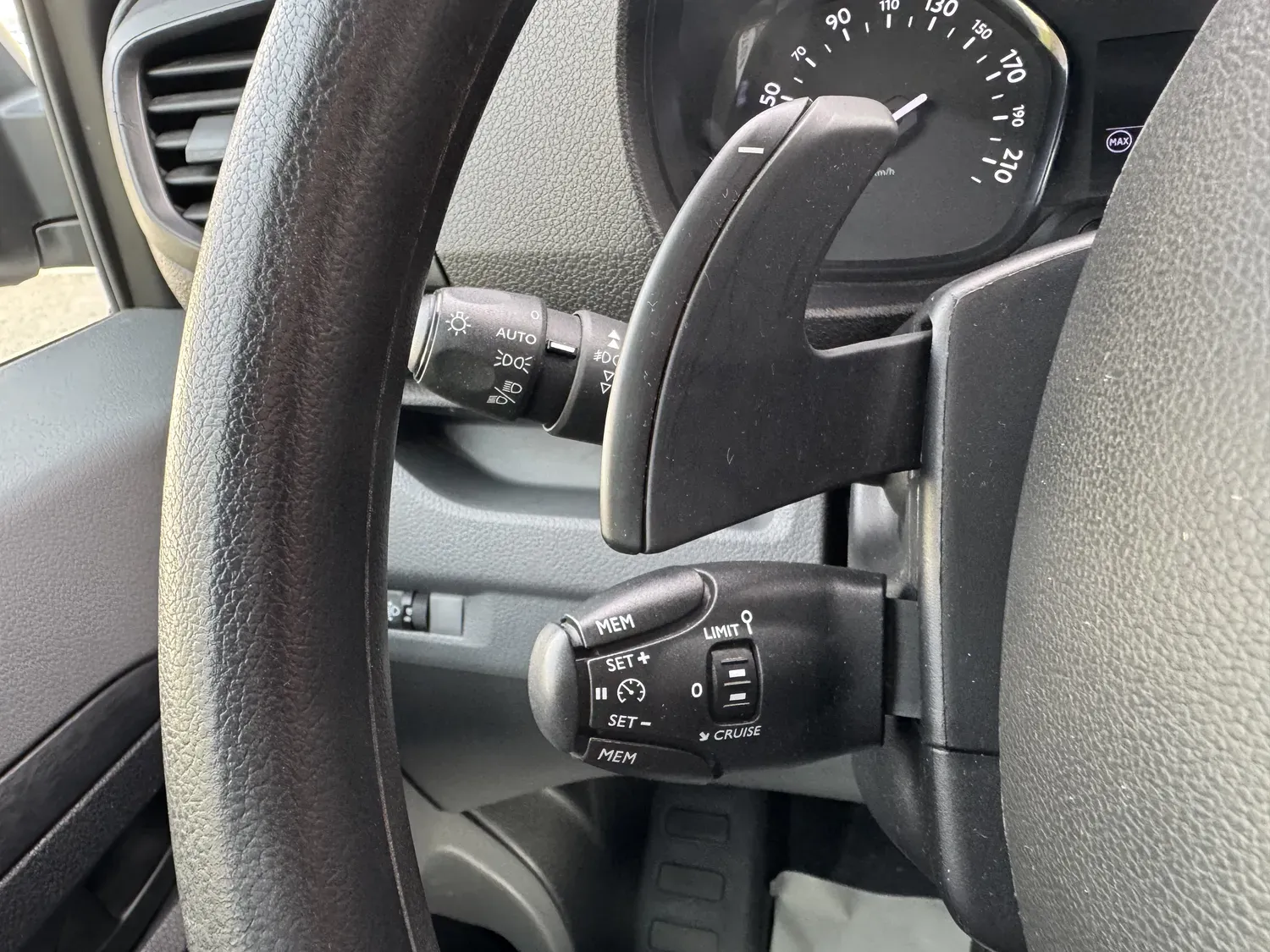 PEUGEOT EXPERT III 2.0 BLUEHDI 180 S&S STANDARD PREMIUM