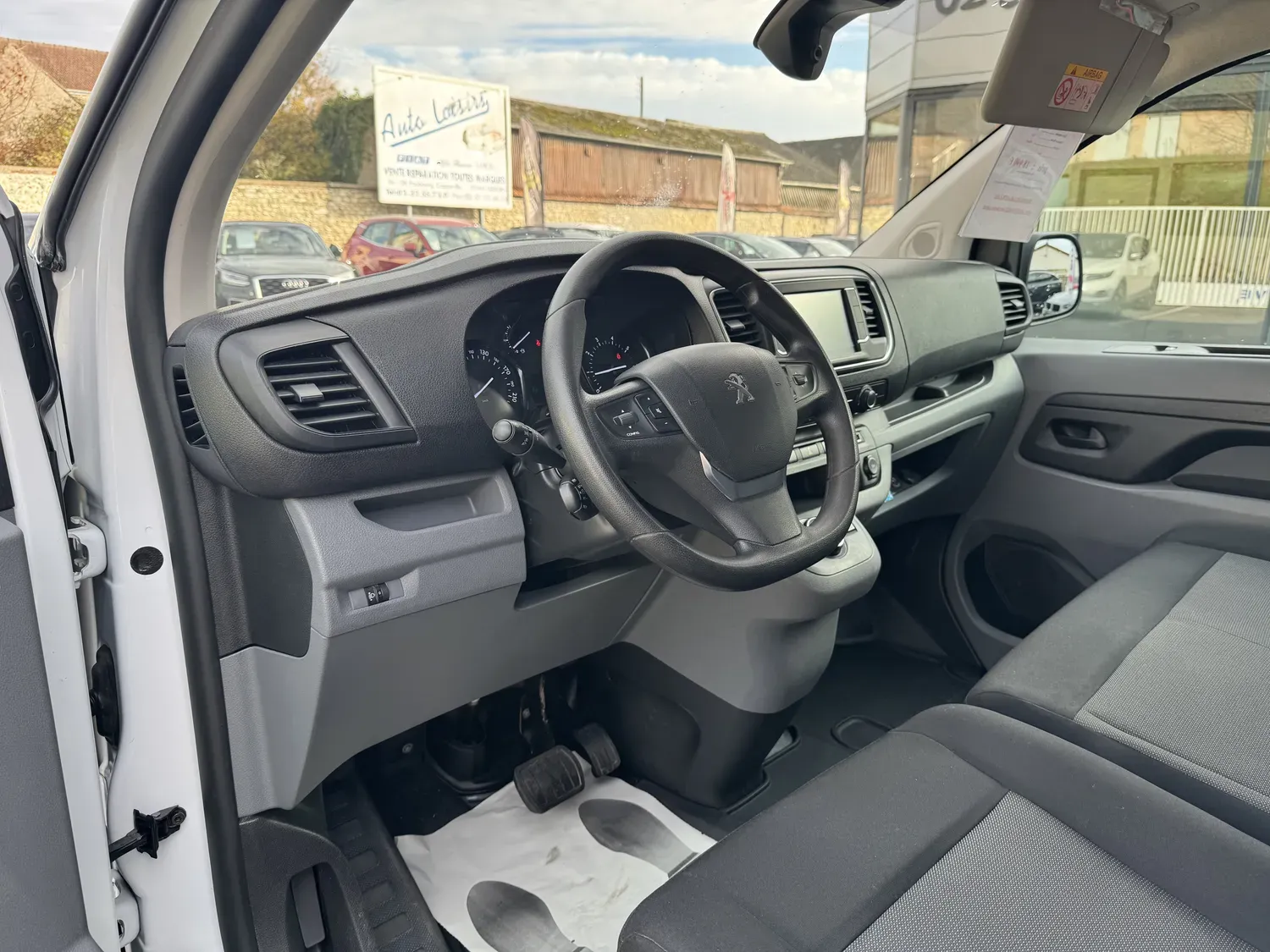 PEUGEOT EXPERT III 2.0 BLUEHDI 180 S&S STANDARD PREMIUM