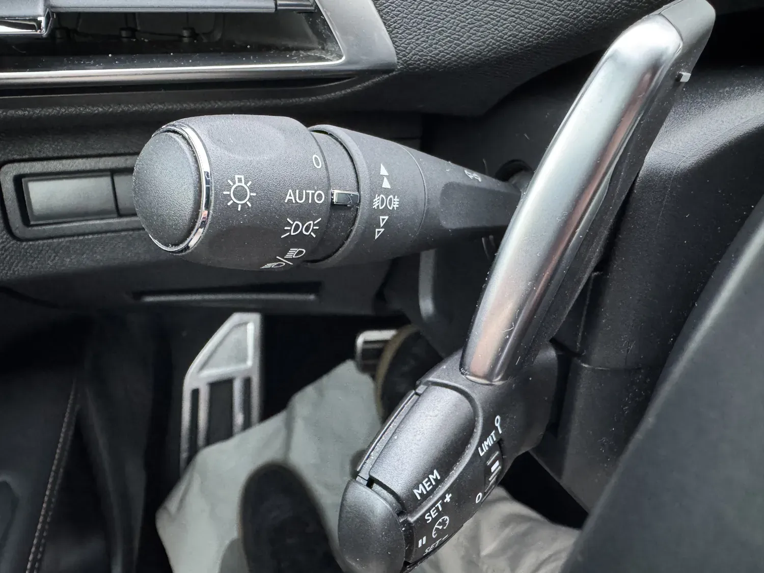 PEUGEOT 3008 1.2 130 GT LINE EAT8