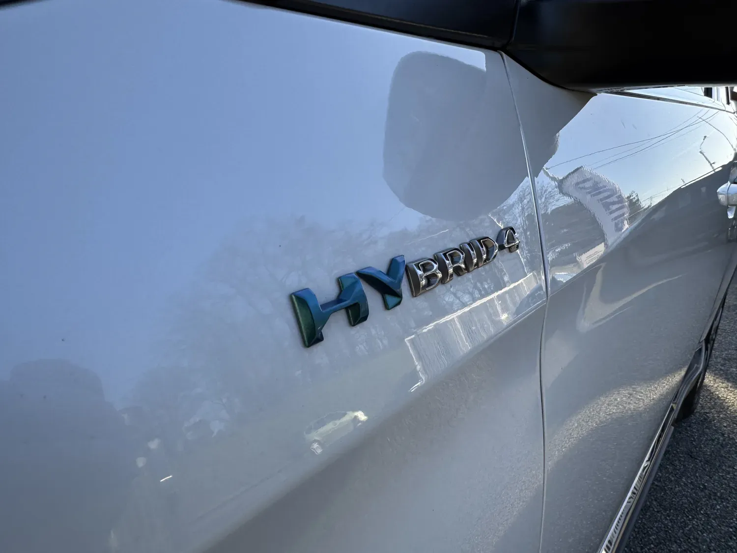 PEUGEOT 3008 1.6 HYBRID4 300 GT E-EAT8