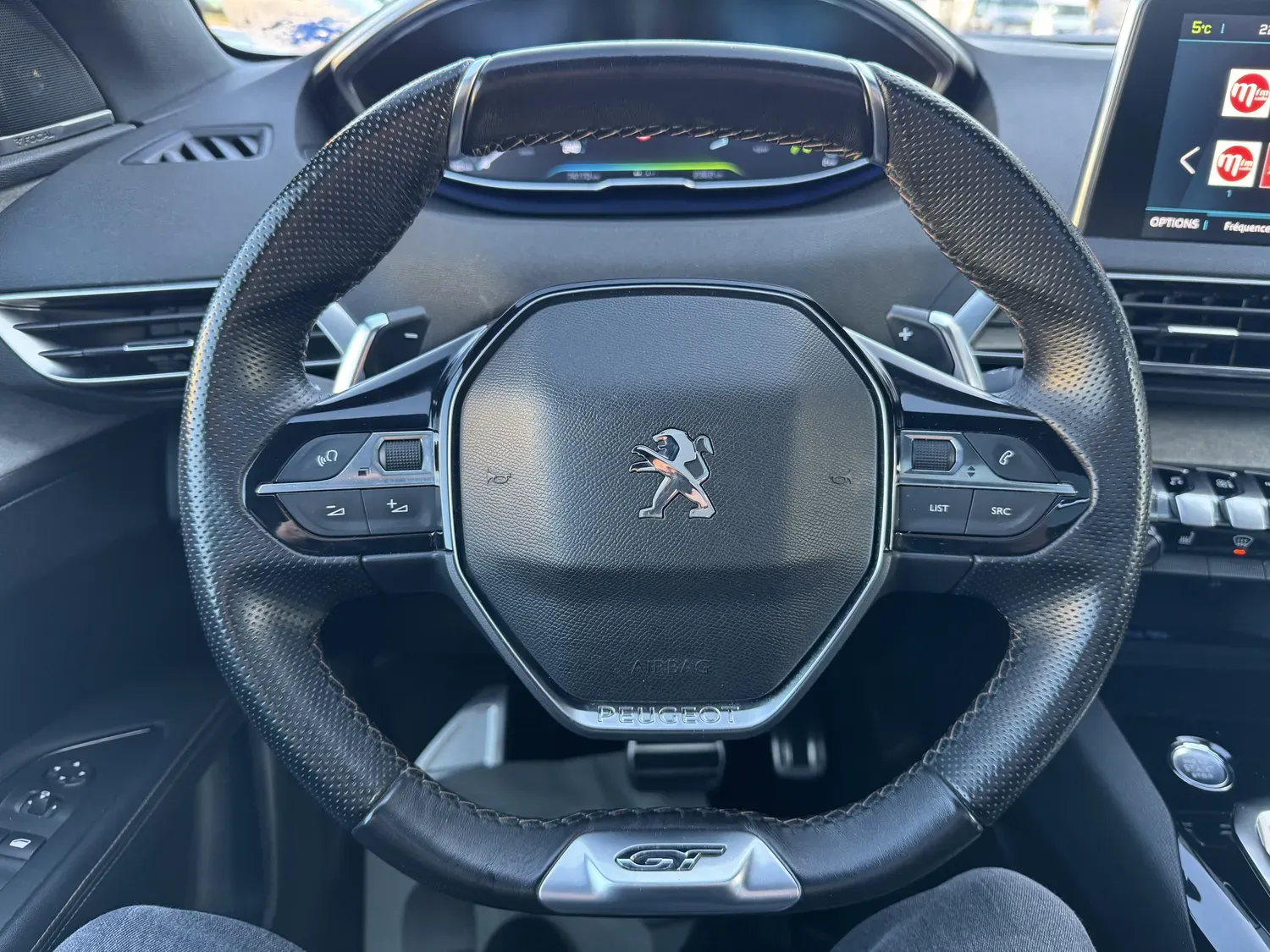 PEUGEOT 3008 1.6 HYBRID4 300 GT E-EAT8