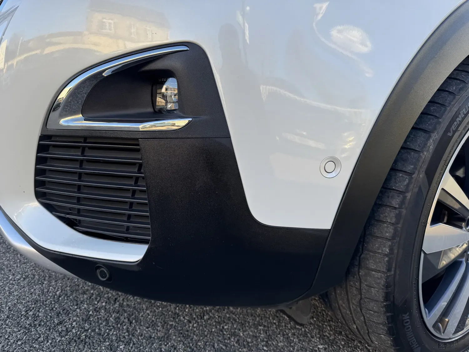 PEUGEOT 3008 1.6 HYBRID4 300 GT E-EAT8