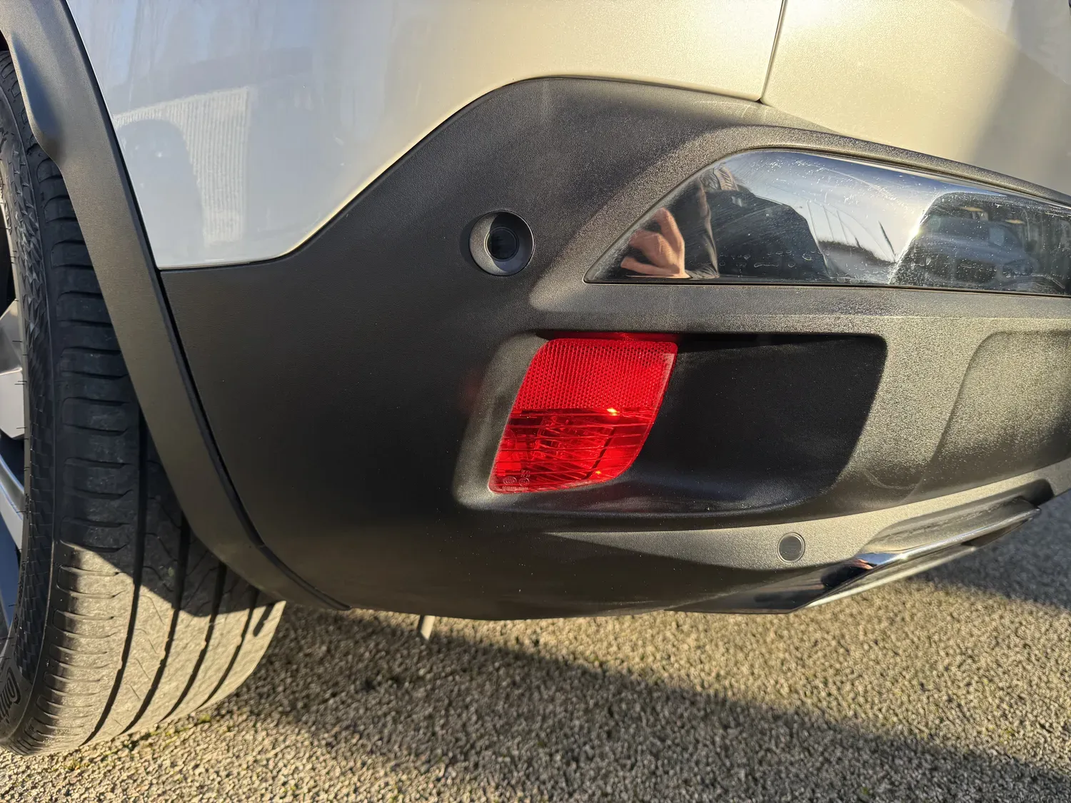 PEUGEOT 3008 1.6 HYBRID4 300 GT E-EAT8