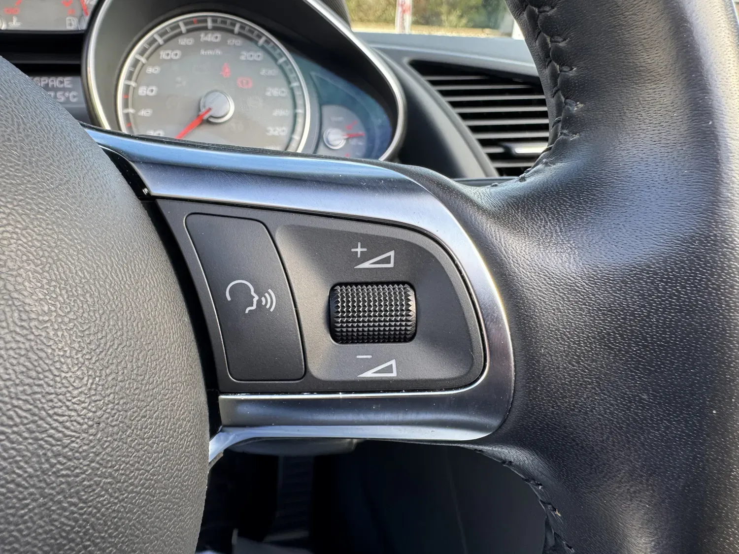 AUDI R8 SPYDER 4.2 V8 FSI 430 R TRONIC 6