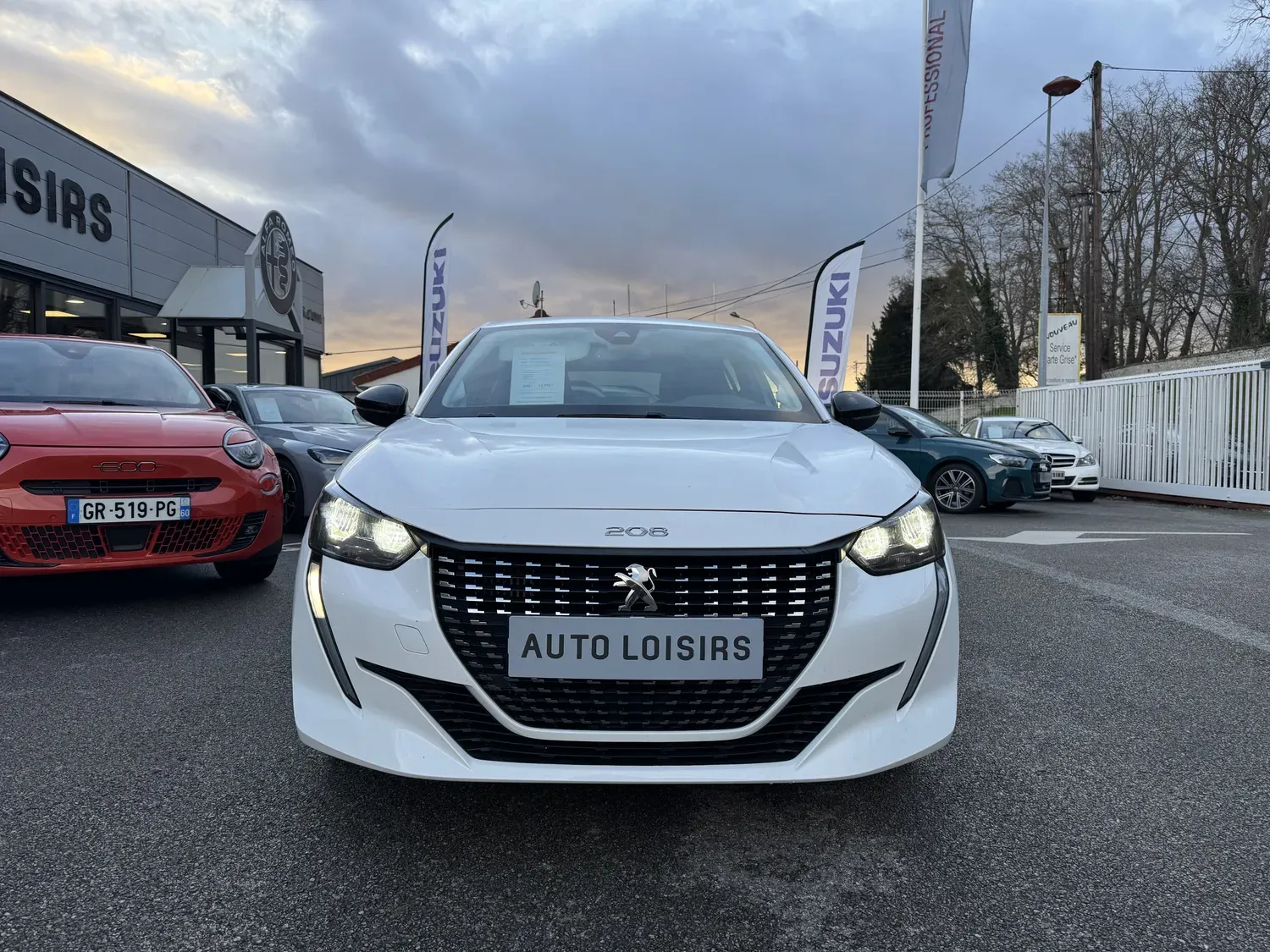 PEUGEOT 208 II 1.2 ESSENCE 100 S&S ALLURE