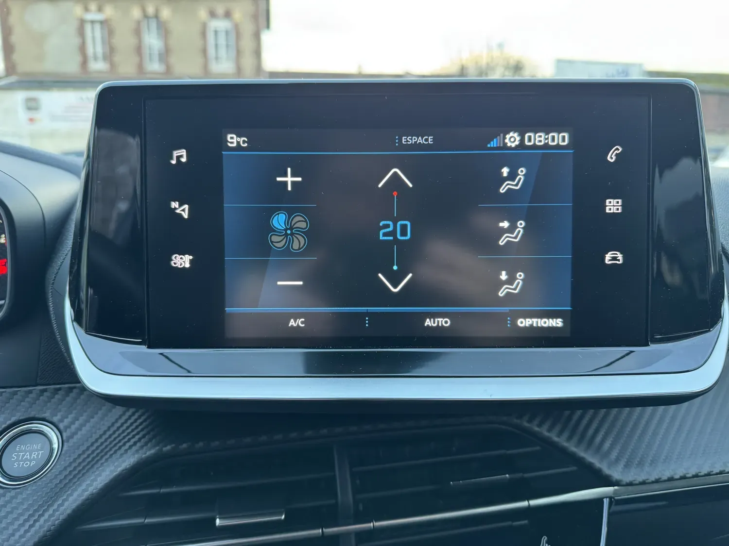 PEUGEOT 208 II 1.2 ESSENCE 100 S&S ALLURE