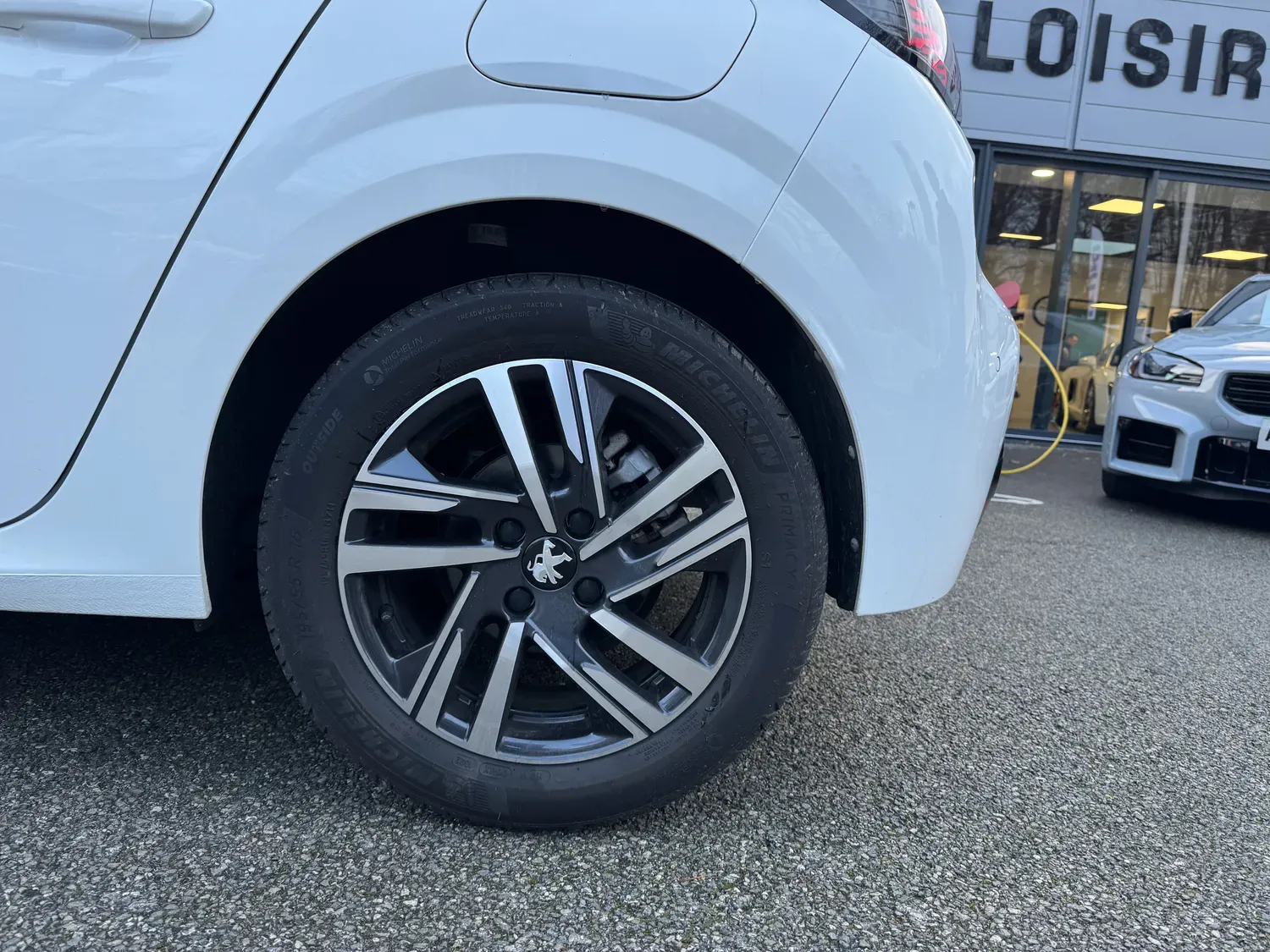 PEUGEOT 208 II 1.2 ESSENCE 100 S&S ALLURE