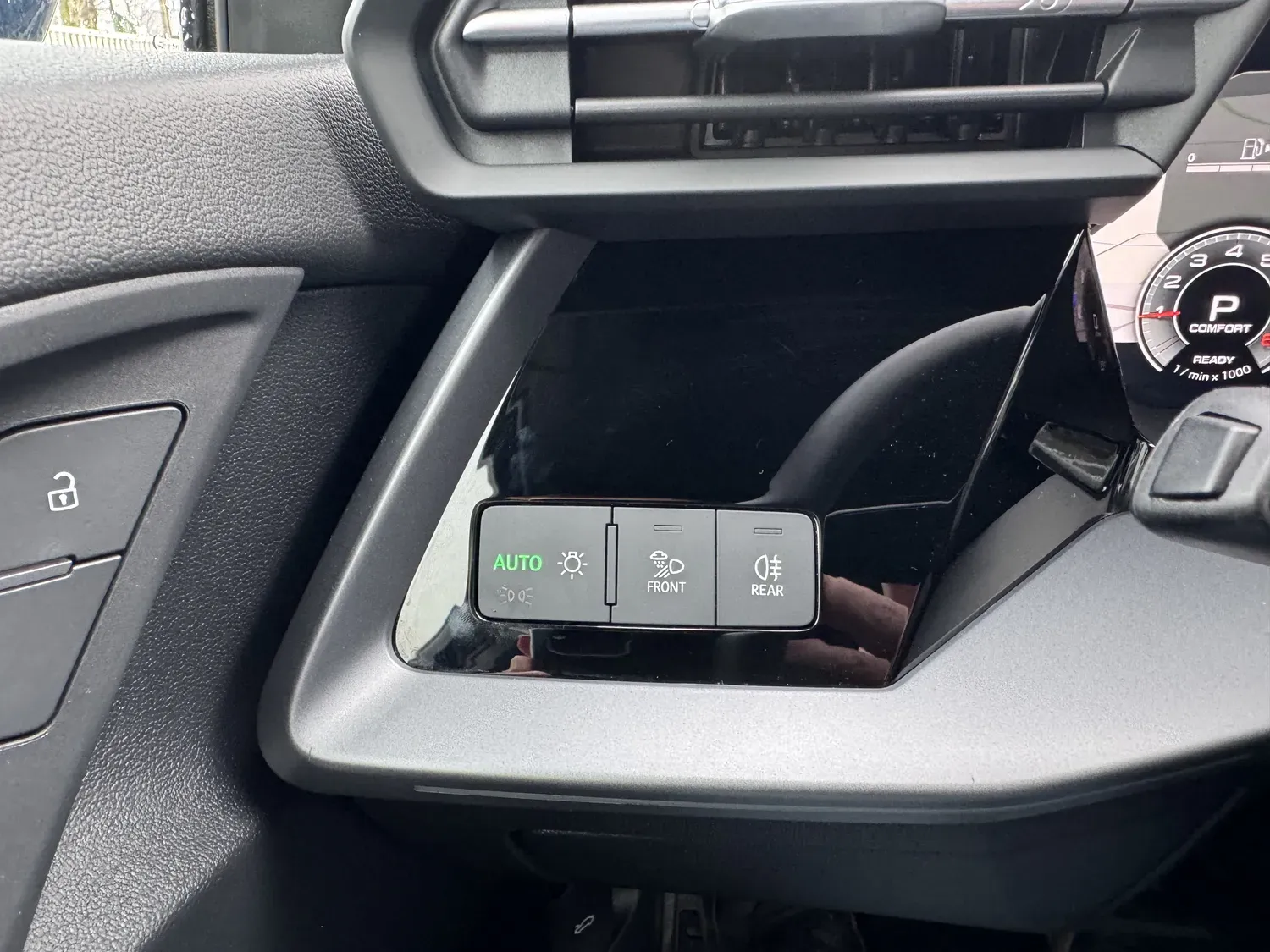 AUDI A3 IV (2) 1.5 30 TFSI MILD HYBRID 116 S LINE S TRONIC 7