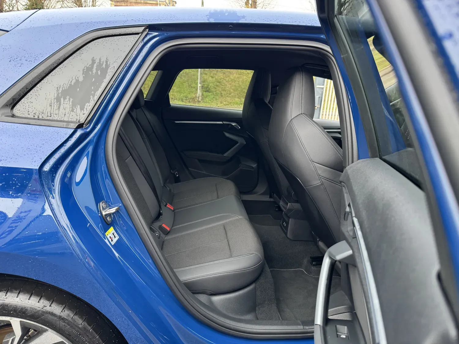 AUDI A3 IV (2) 1.5 30 TFSI MILD HYBRID 116 S LINE S TRONIC 7