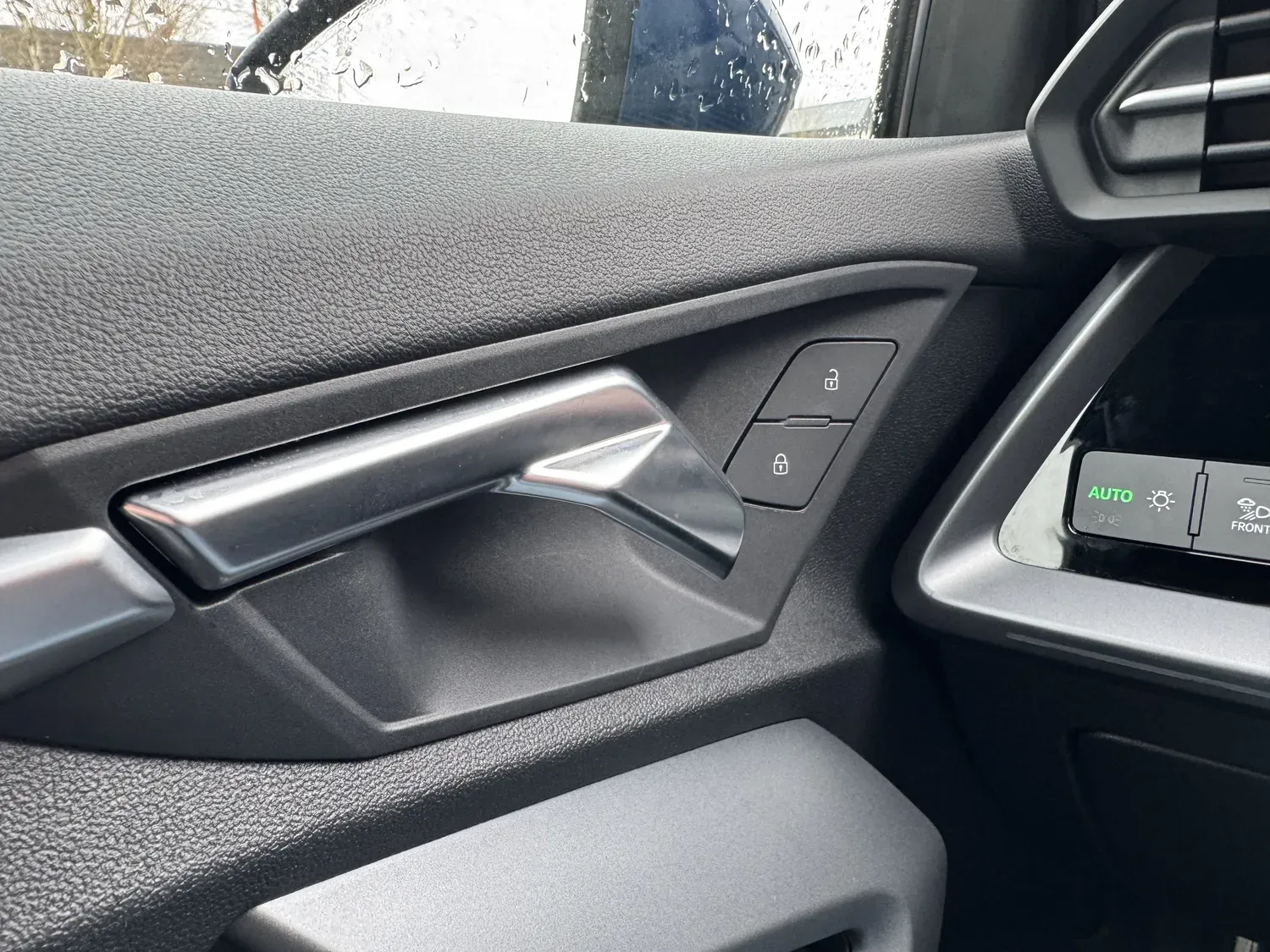 AUDI A3 IV (2) 1.5 30 TFSI MILD HYBRID 116 S LINE S TRONIC 7