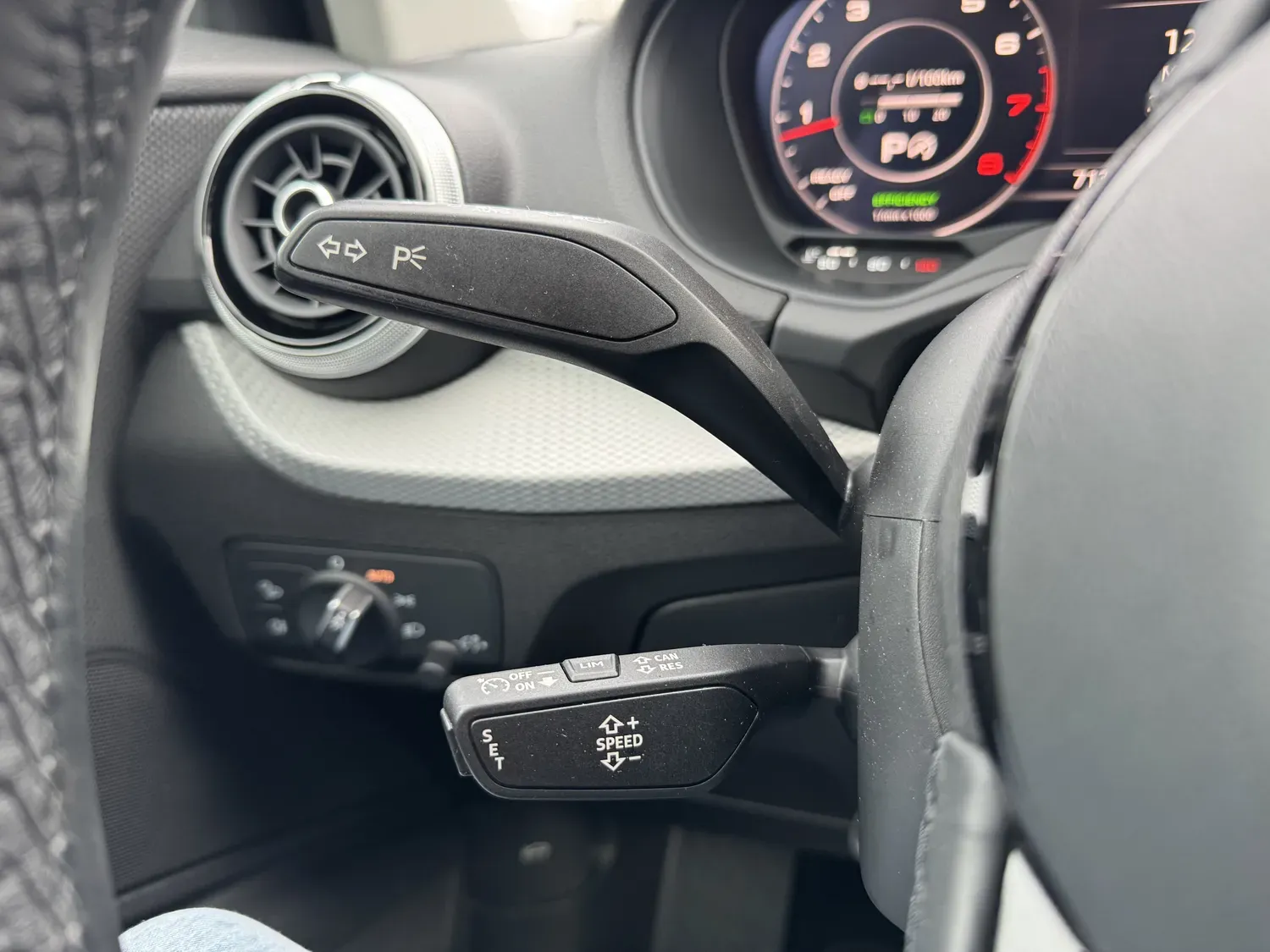 AUDI Q2 (2) 35 TFSI 150 ADVANCED S TRONIC 7