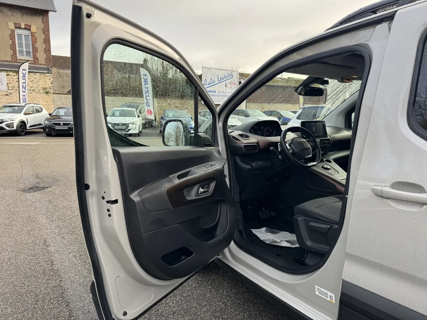 PEUGEOT RIFTER 1.2 130 GT EAT8