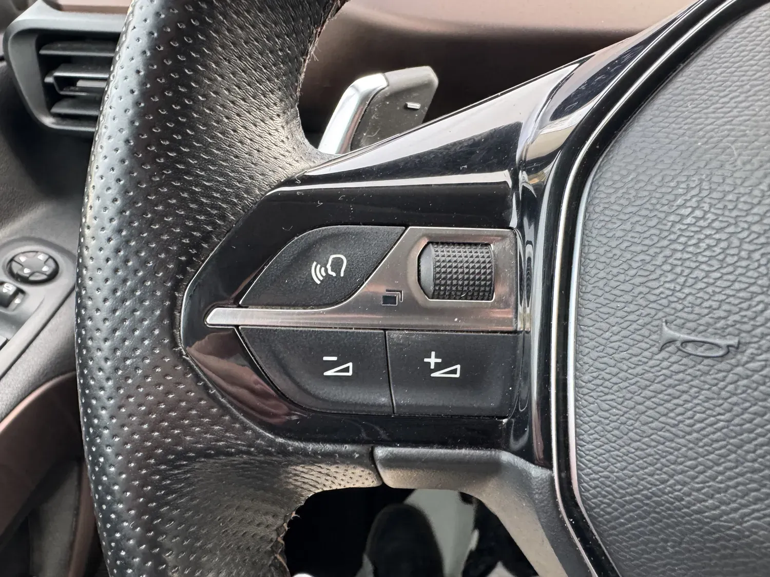 PEUGEOT RIFTER 1.2 130 GT EAT8