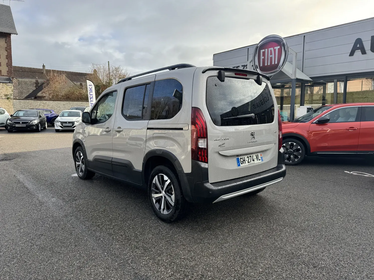 PEUGEOT RIFTER 1.2 130 GT EAT8