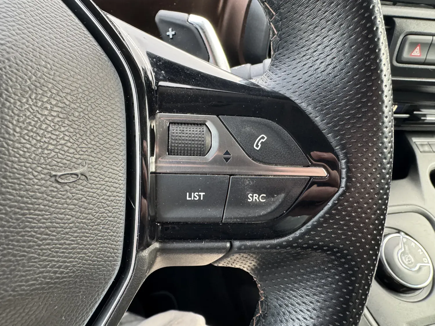 PEUGEOT RIFTER 1.2 130 GT EAT8