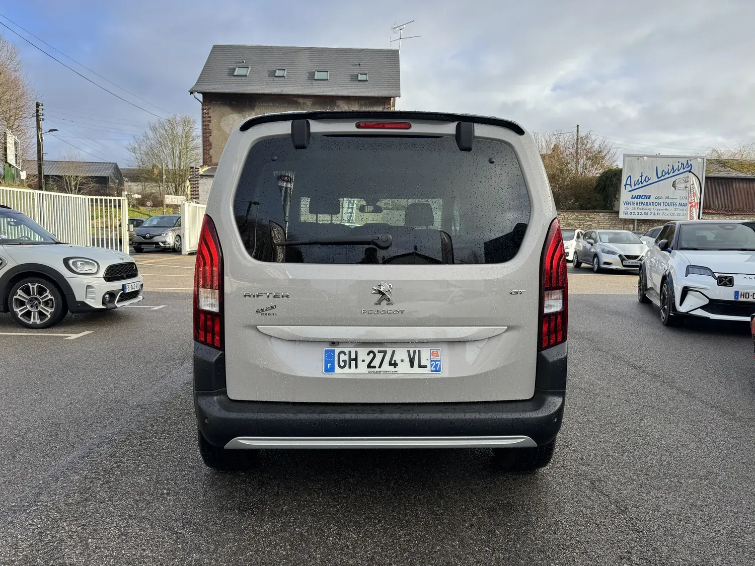 PEUGEOT RIFTER 1.2 130 GT EAT8