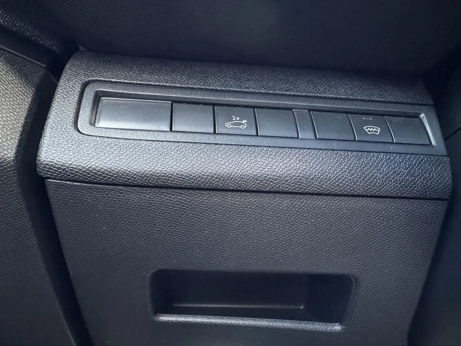 PEUGEOT 3008 II 1.6 THP 165 S&S GT LINE EAT6