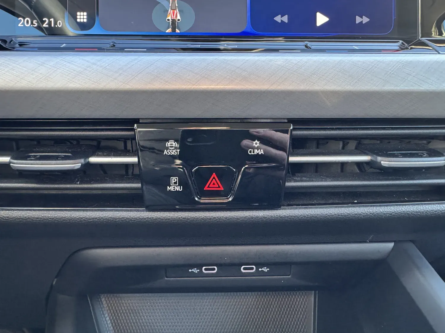 VOLKSWAGEN GOLF VIII 2.0 TDI SCR 115 LIFE BUSINESS DSG7