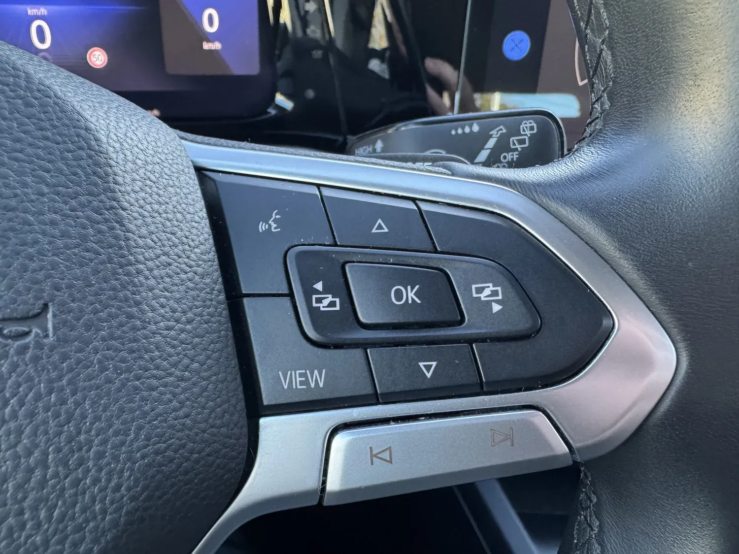 VOLKSWAGEN GOLF VIII 2.0 TDI SCR 115 LIFE BUSINESS DSG7