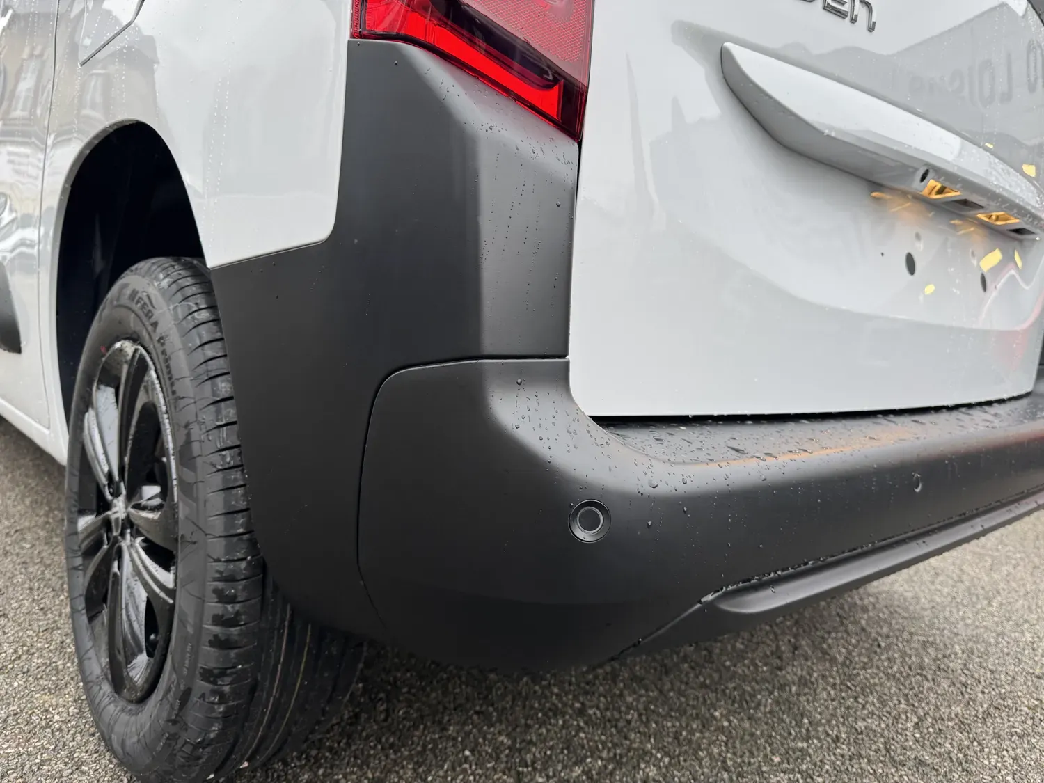 CITROEN BERLINGO TAILLE M BLUEHDI 130 MAX EAT8