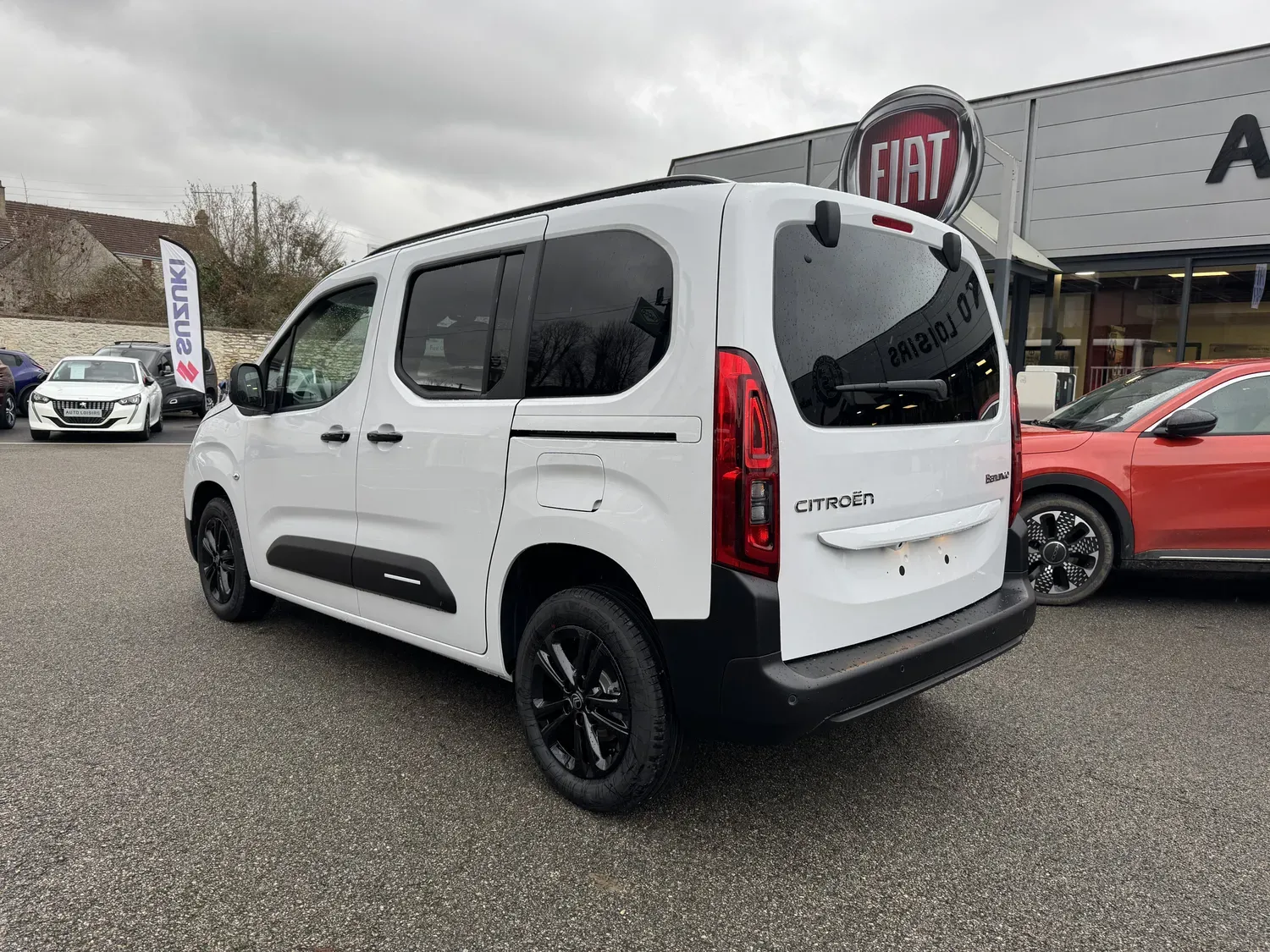 CITROEN BERLINGO TAILLE M BLUEHDI 130 MAX EAT8