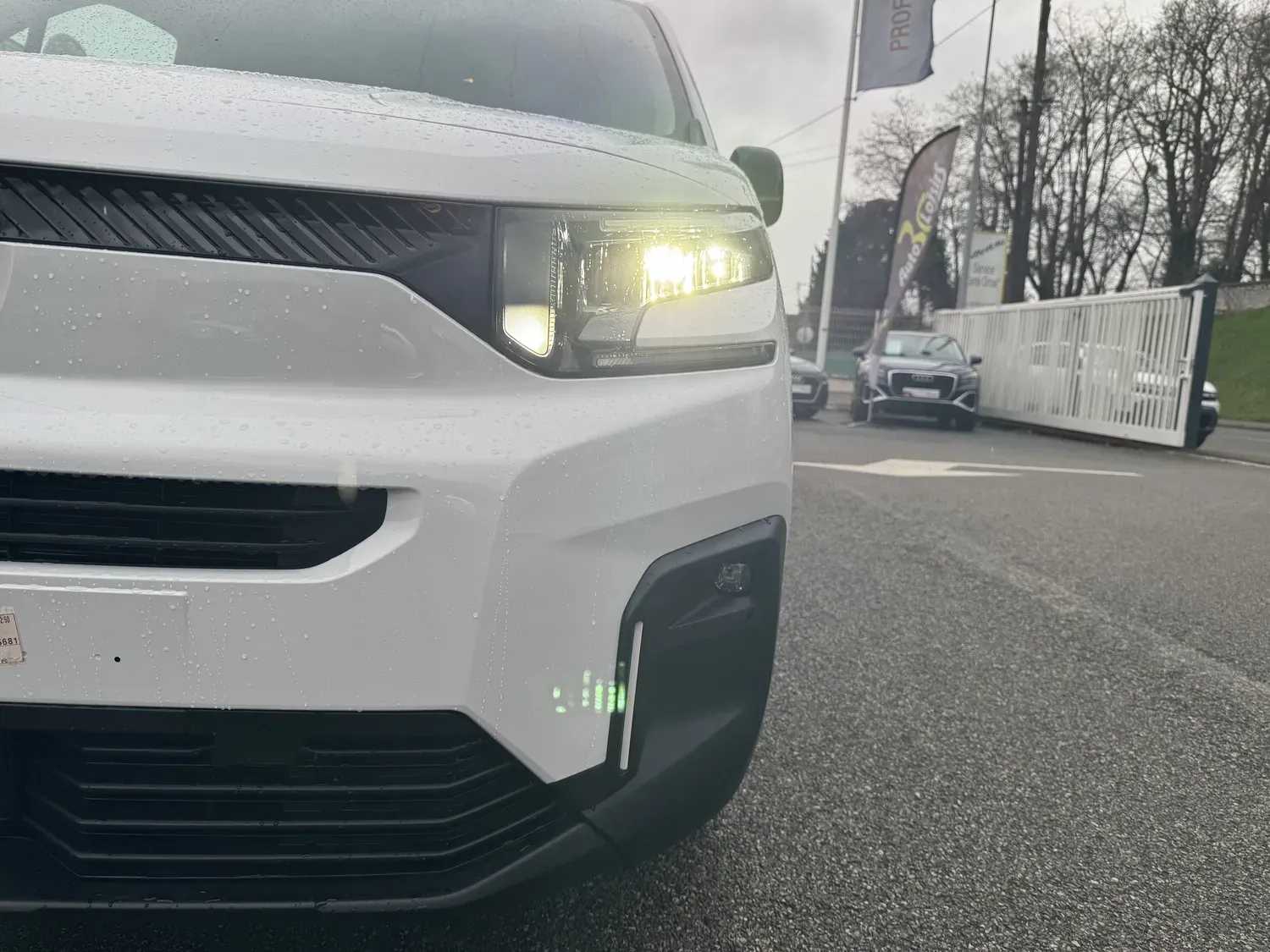 CITROEN BERLINGO TAILLE M BLUEHDI 130 MAX EAT8