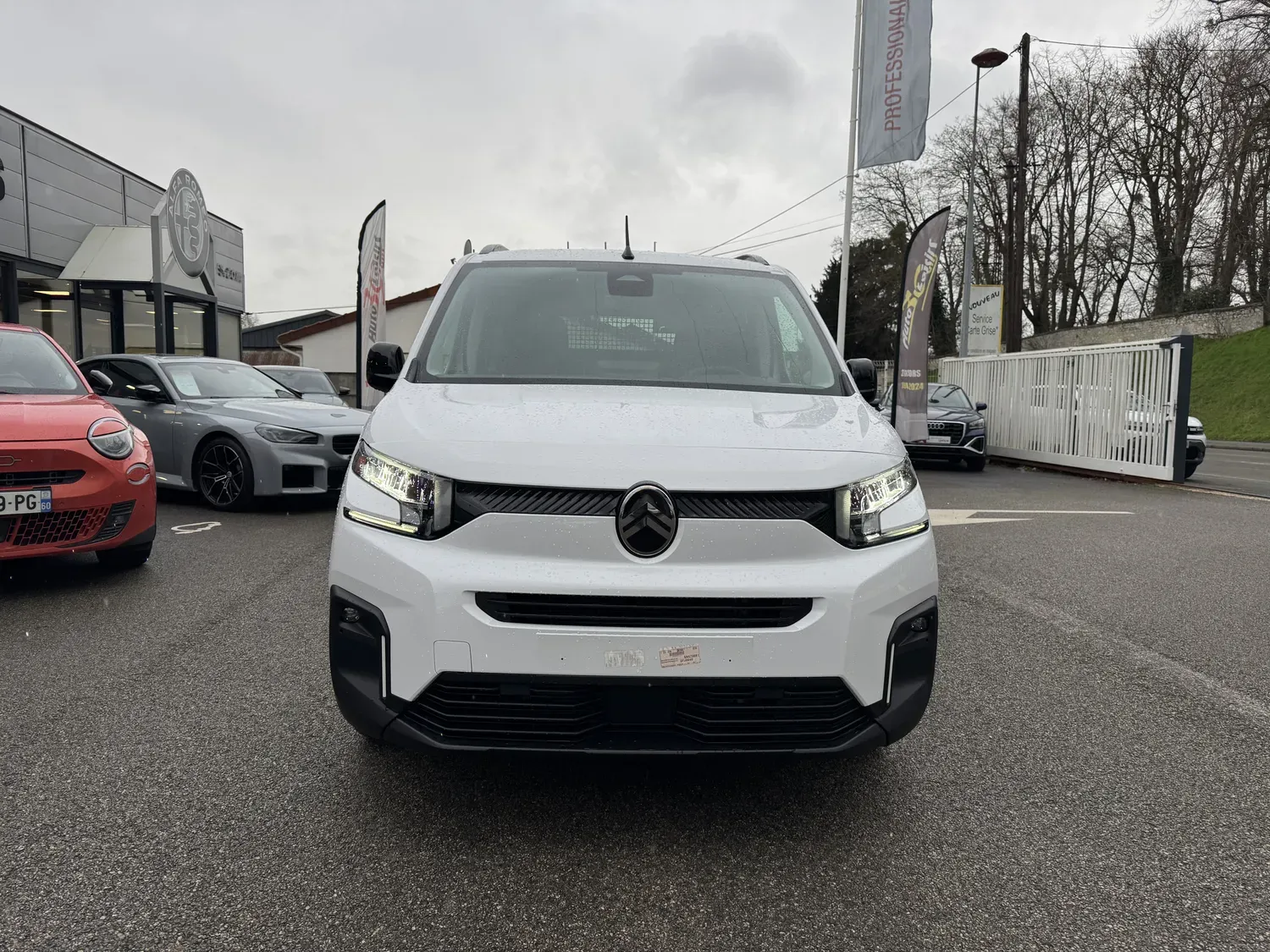 CITROEN BERLINGO TAILLE M BLUEHDI 130 MAX EAT8