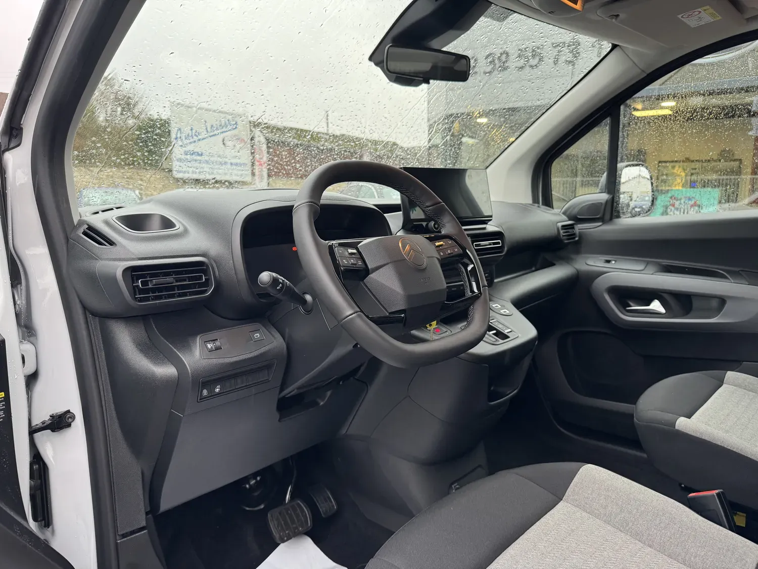 CITROEN BERLINGO TAILLE M BLUEHDI 130 MAX EAT8