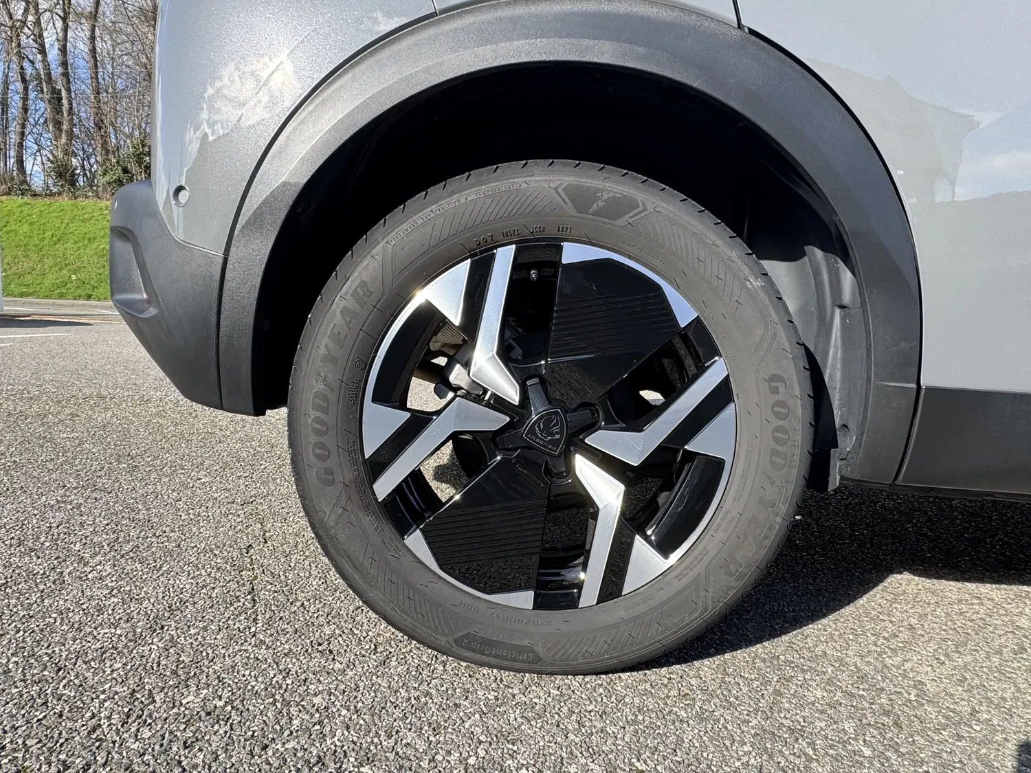 PEUGEOT 2008 1.2 130 ALLURE EAT8