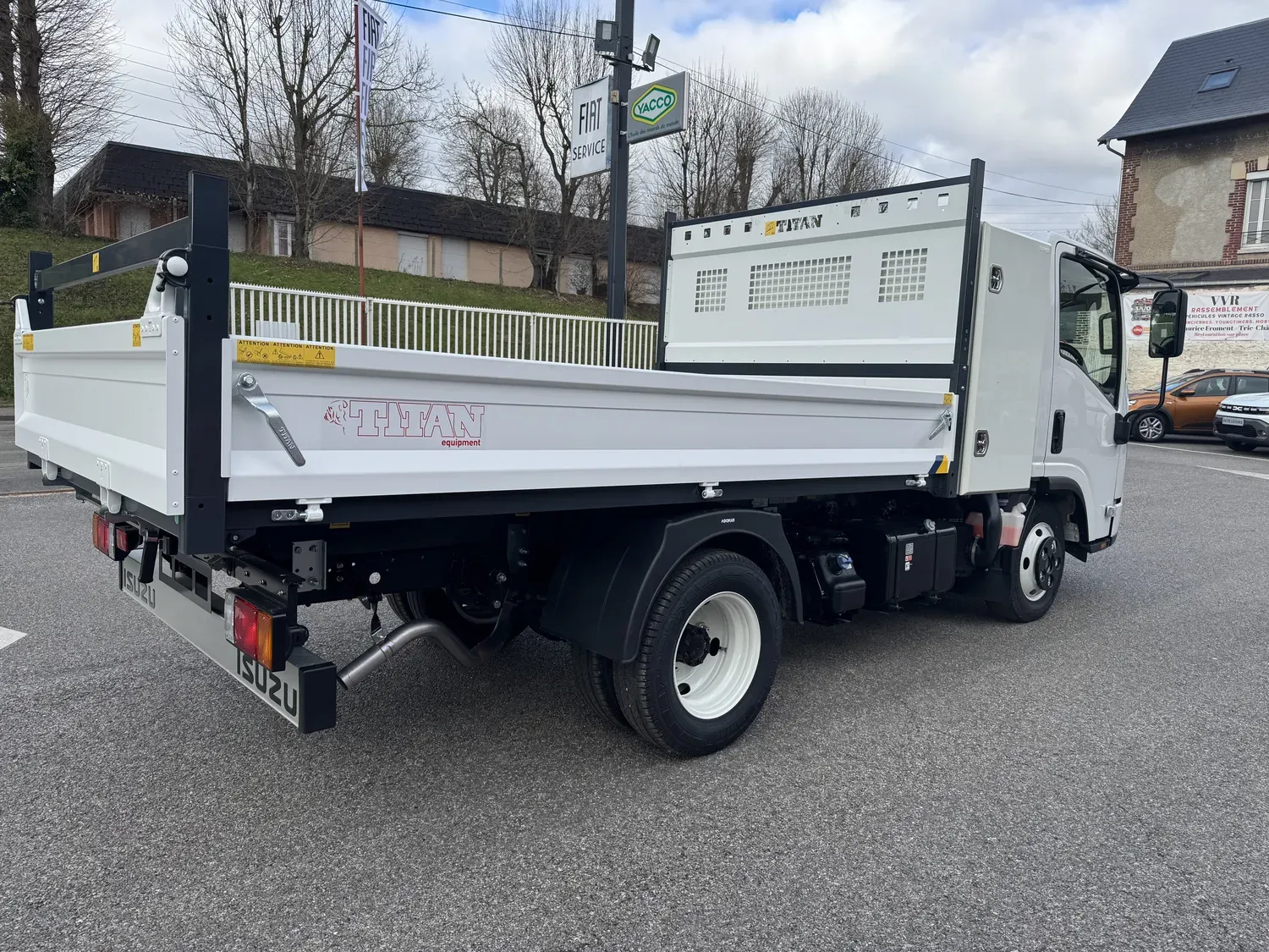 ISUZU M 21 1.9 D 120 3.5T HEAVY F BVA