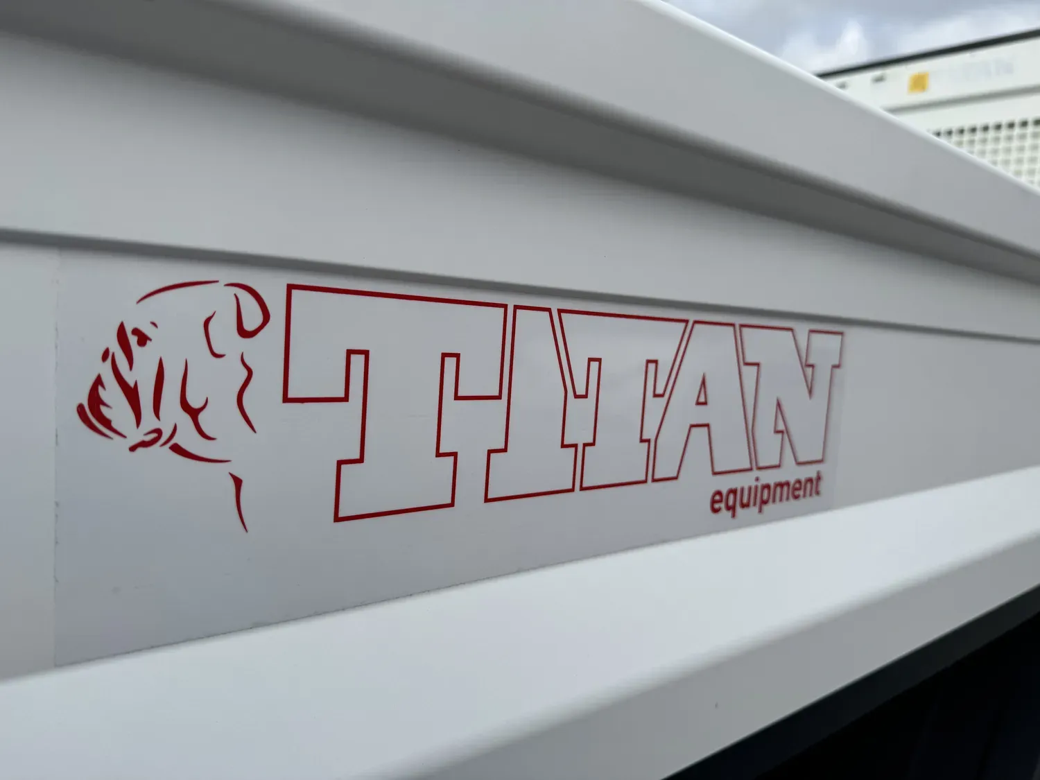 ISUZU M 21 1.9 D 120 3.5T HEAVY F BVA