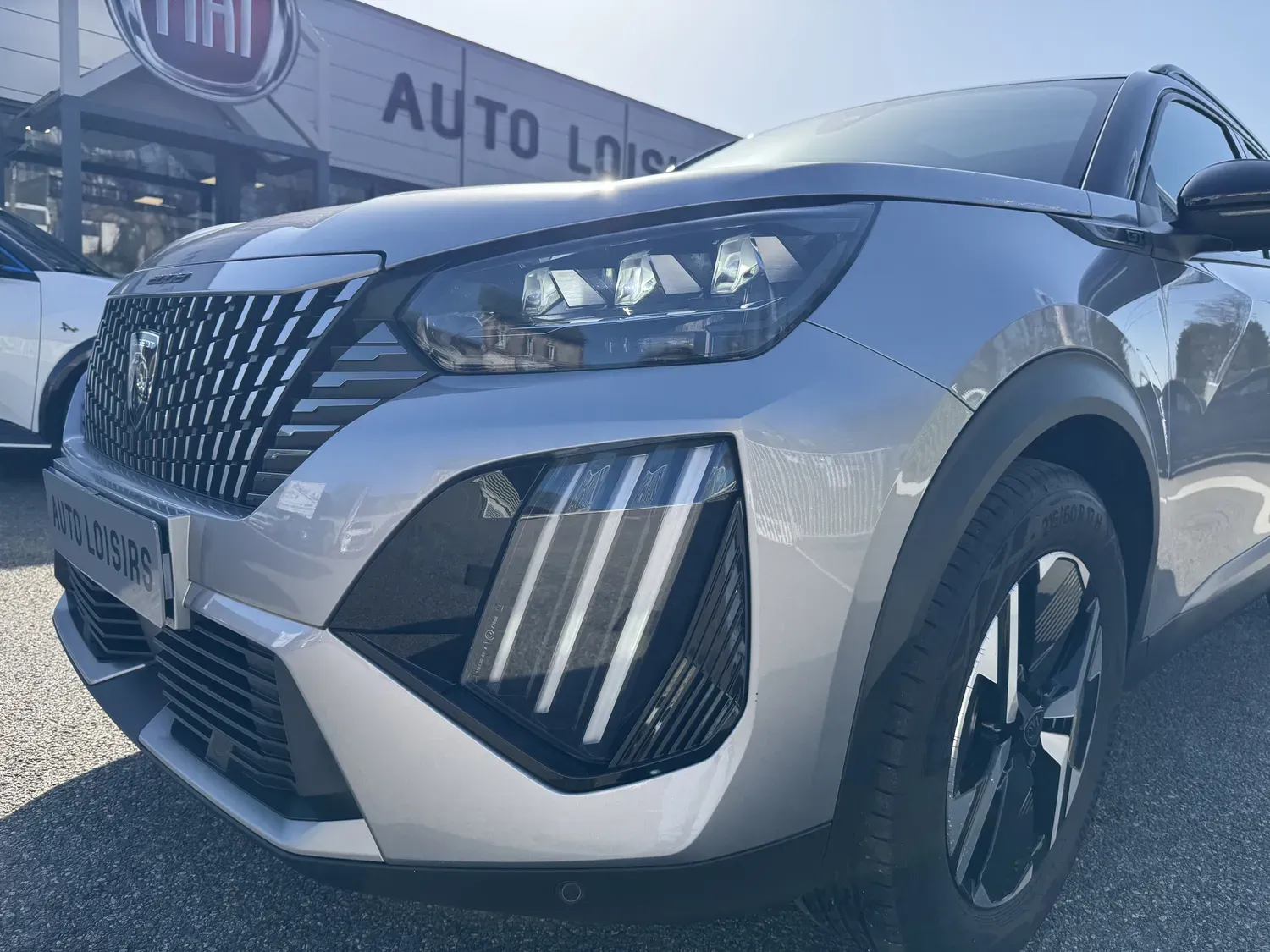 PEUGEOT 2008 II 1.2 HYBRID 136 GT E-DCS6