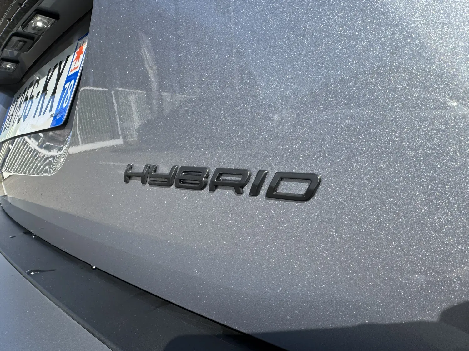 PEUGEOT 2008 II 1.2 HYBRID 136 GT E-DCS6