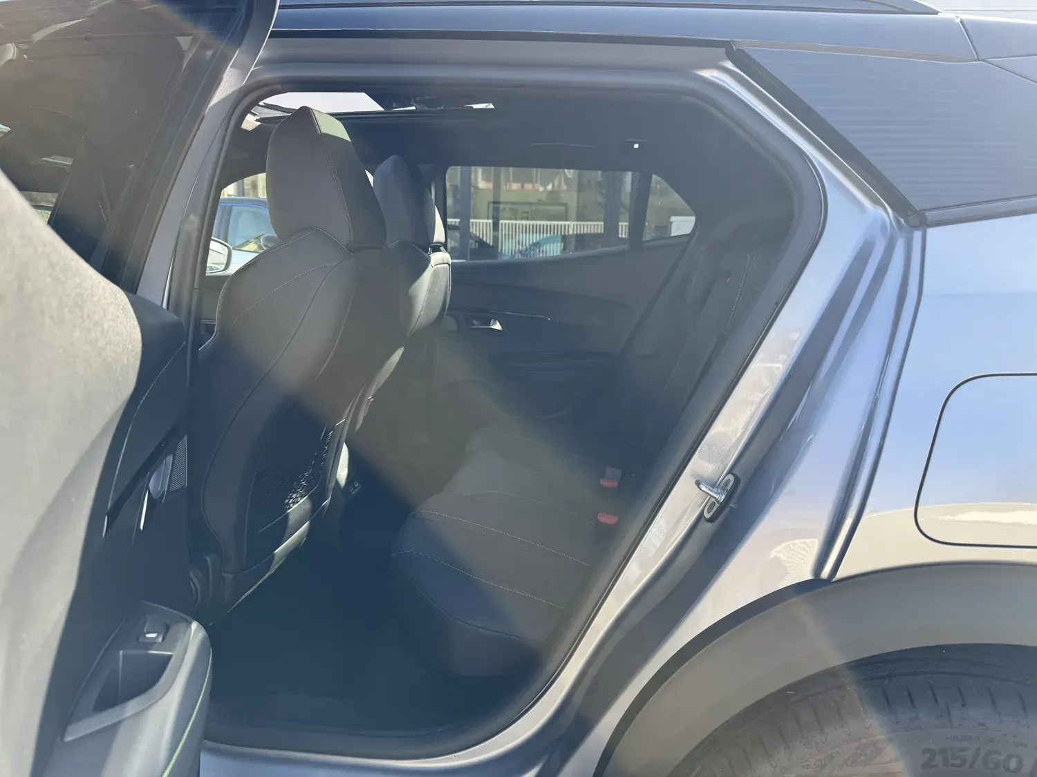 PEUGEOT 2008 II 1.2 HYBRID 136 GT E-DCS6