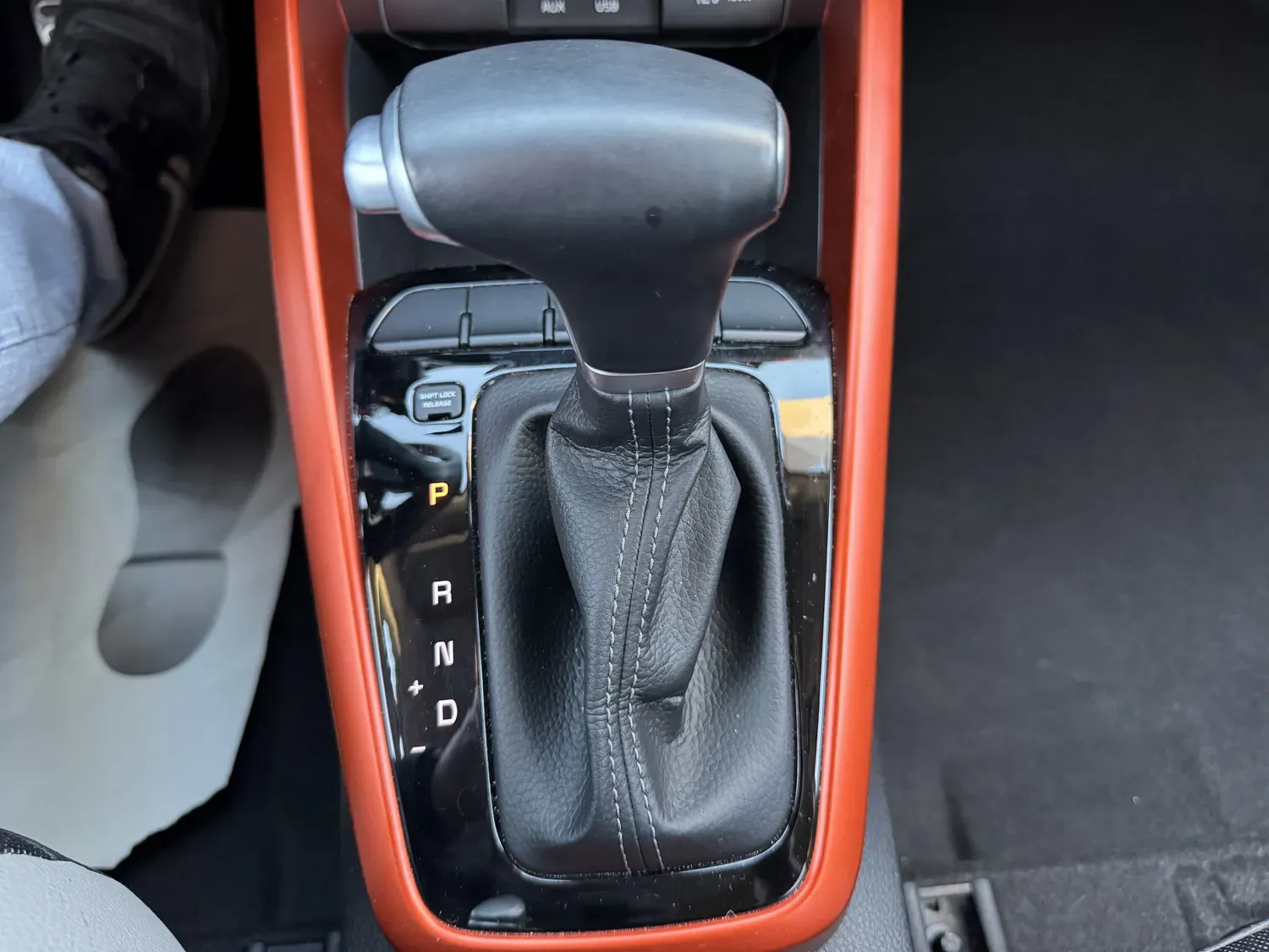 KIA STONIC 1.0 TGDI 120 DESIGN