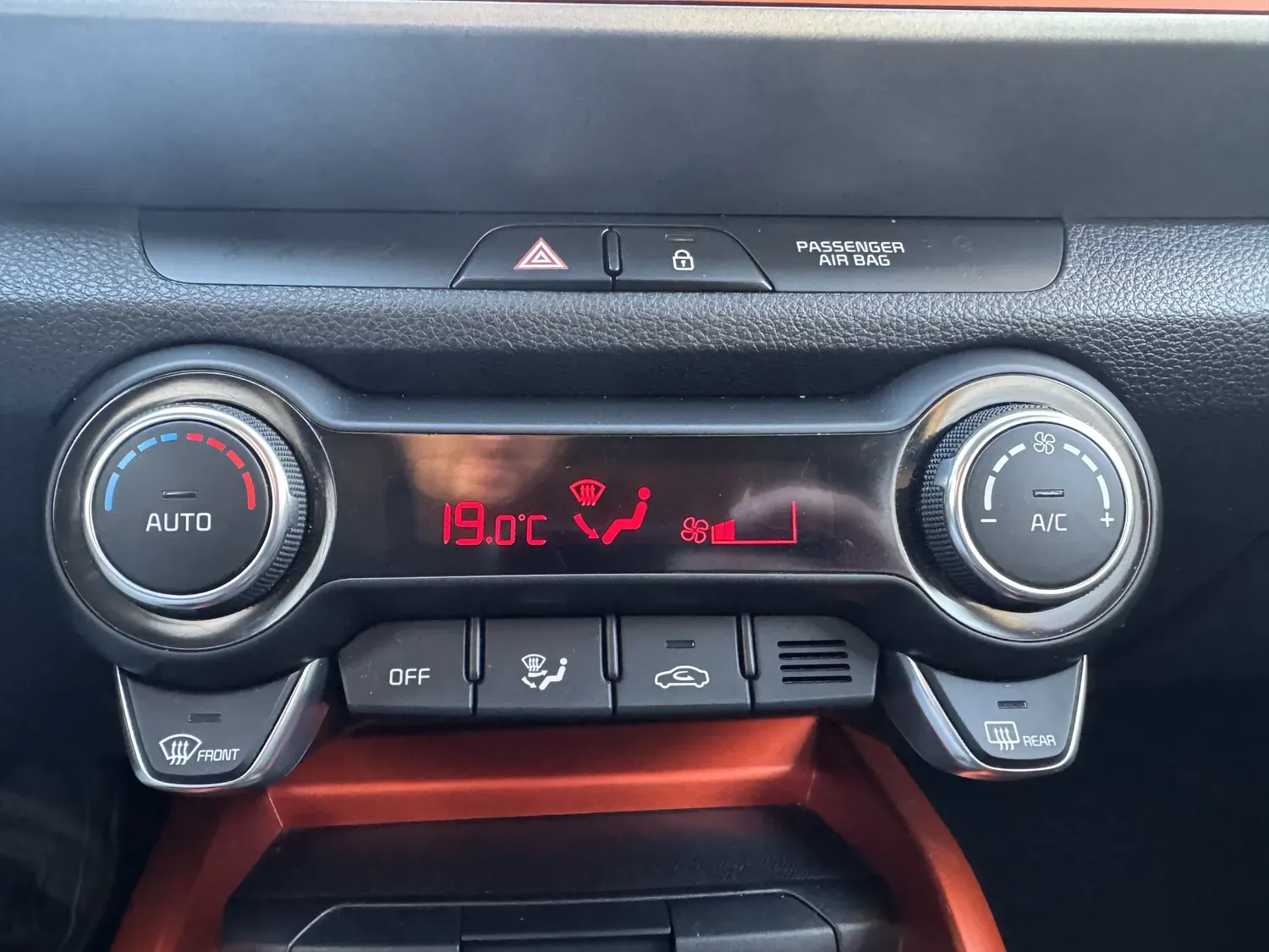 KIA STONIC 1.0 TGDI 120 DESIGN