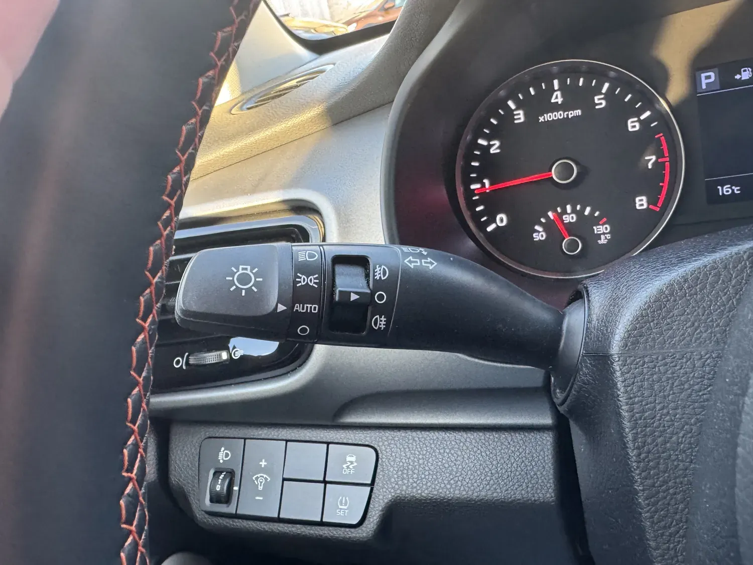 KIA STONIC 1.0 TGDI 120 DESIGN