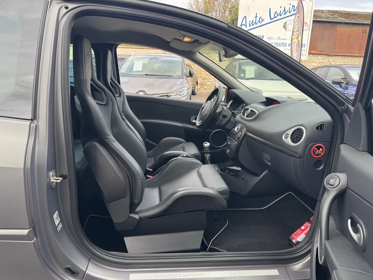 RENAULT CLIO III 2.0 16V 203 RS ANGE&DEMON