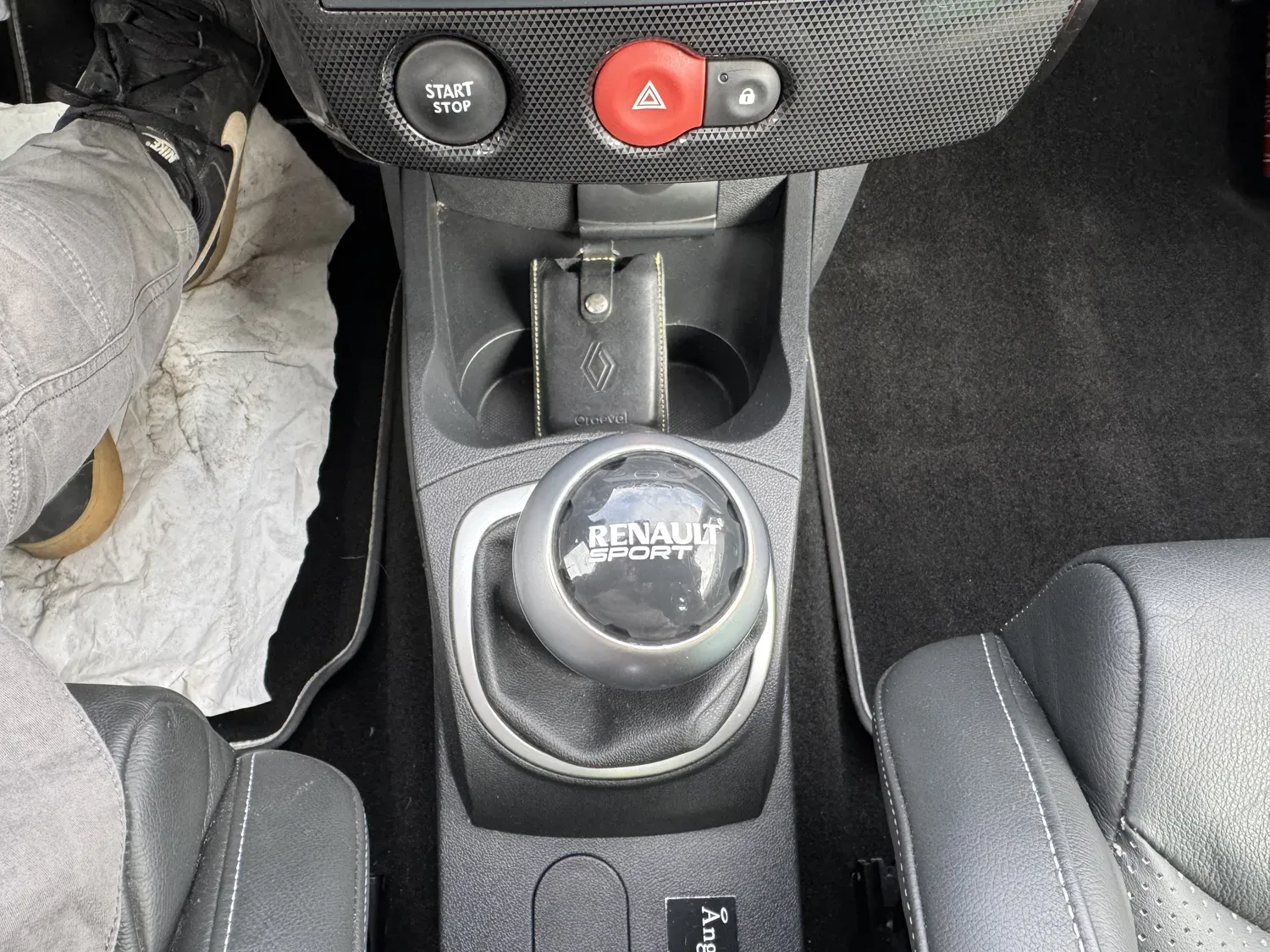 RENAULT CLIO III 2.0 16V 203 RS ANGE&DEMON